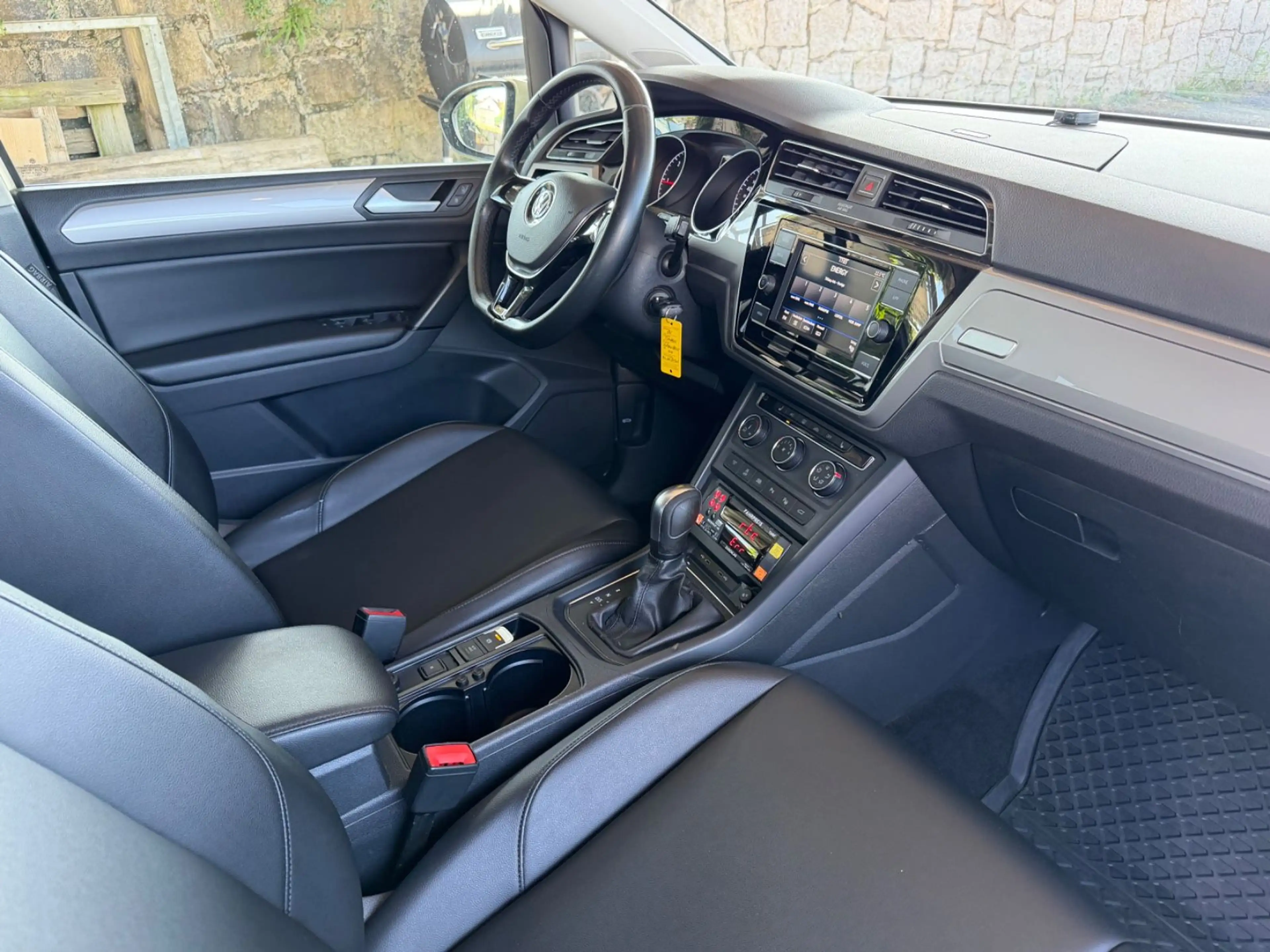 Volkswagen Touran 2.0 TDI°COMFORTLINE°7-SITZER°DSG°SHZ°PDC — photo 11