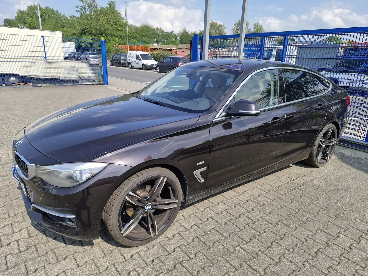 BMW 318 318d GT Luxury Line,Automat Leder,Getriebeschaden Lila - 1