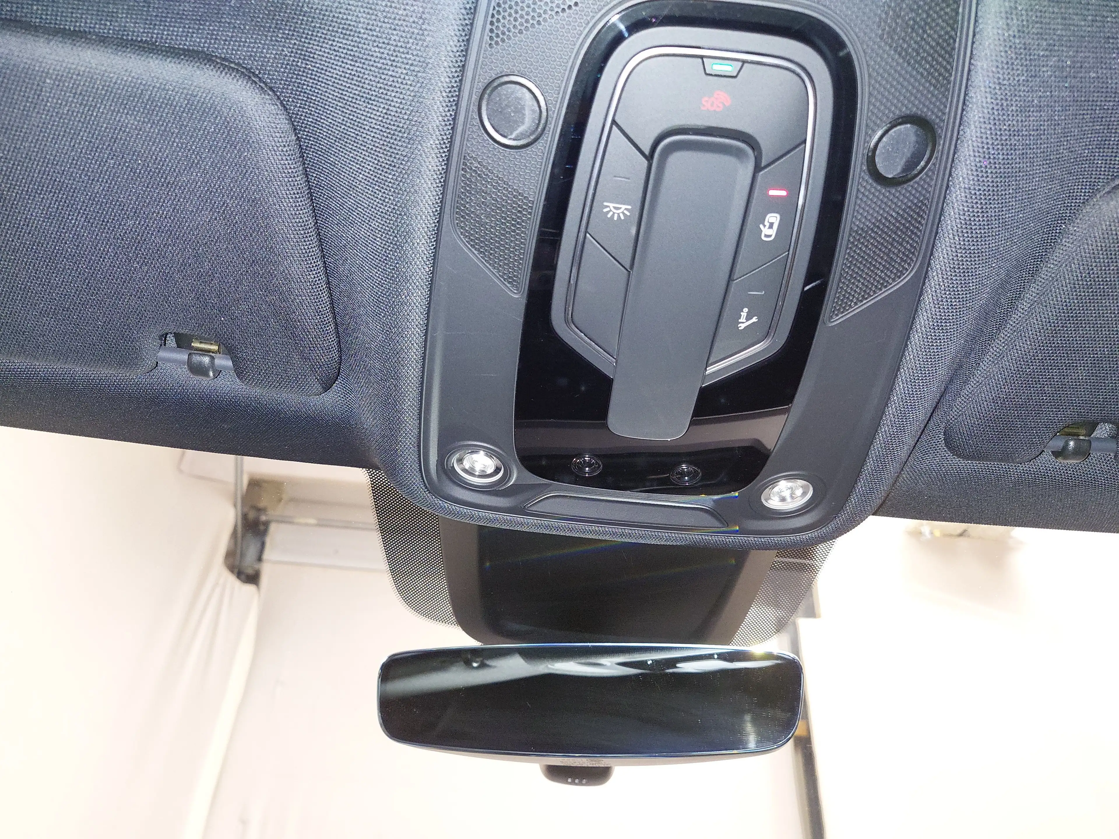 Audi e-tron 55 Qu. S-Line T-Leder Navi LED vc RFK — photo 13