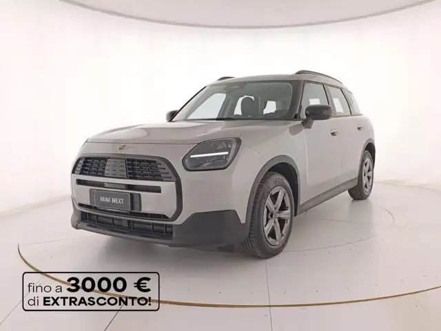 MINI Cooper D Countryman Mini Countryman 2.0 48V D Essential auto