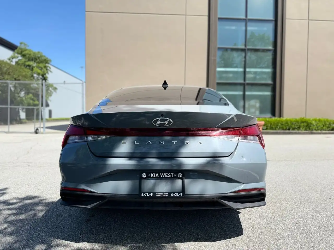 Hyundai ELANTRA снимка Hyundai ELANTRA