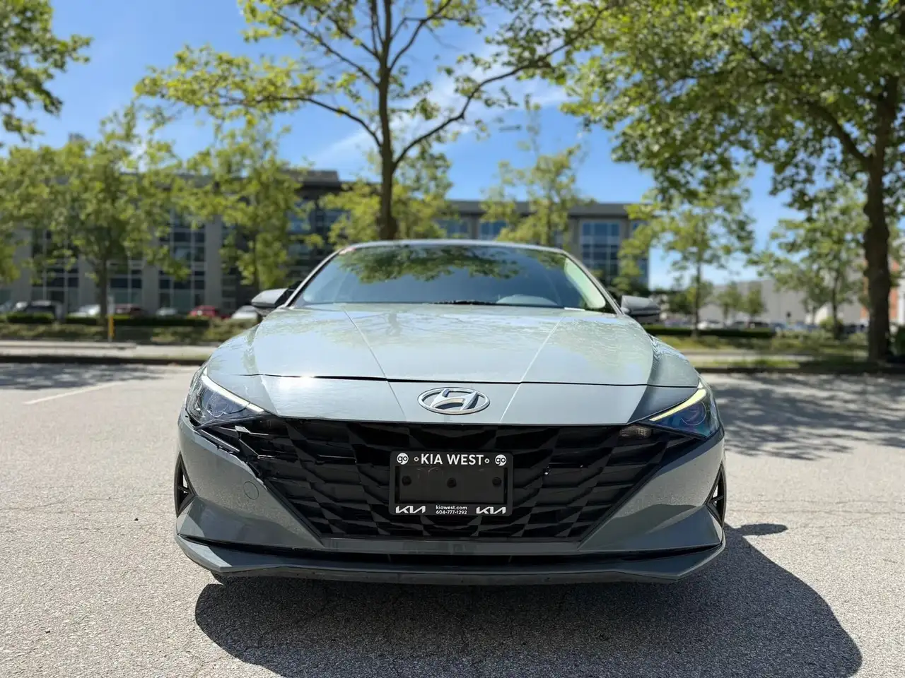 Hyundai ELANTRA снимка Hyundai ELANTRA