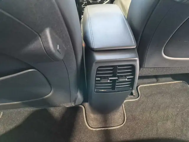 Kia e-Niro view 13