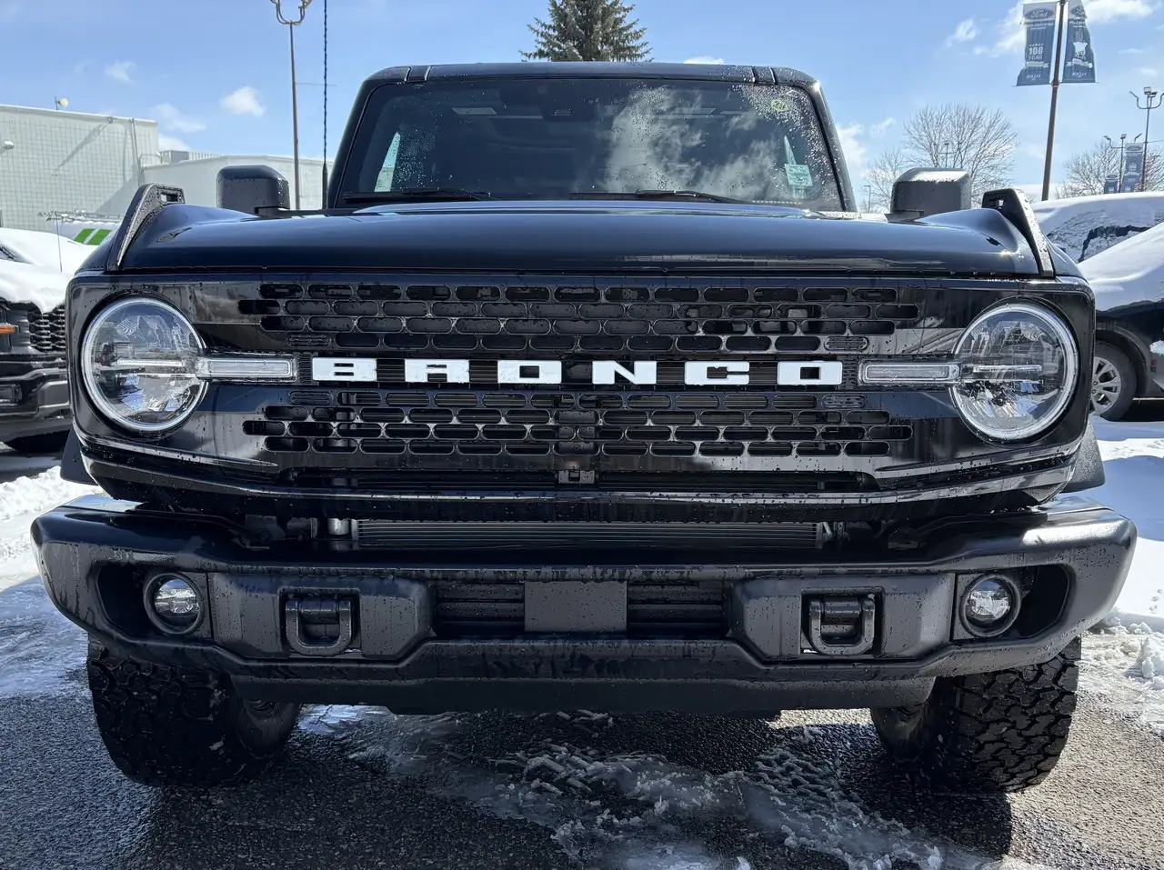 Ford Bronco photo Ford Bronco