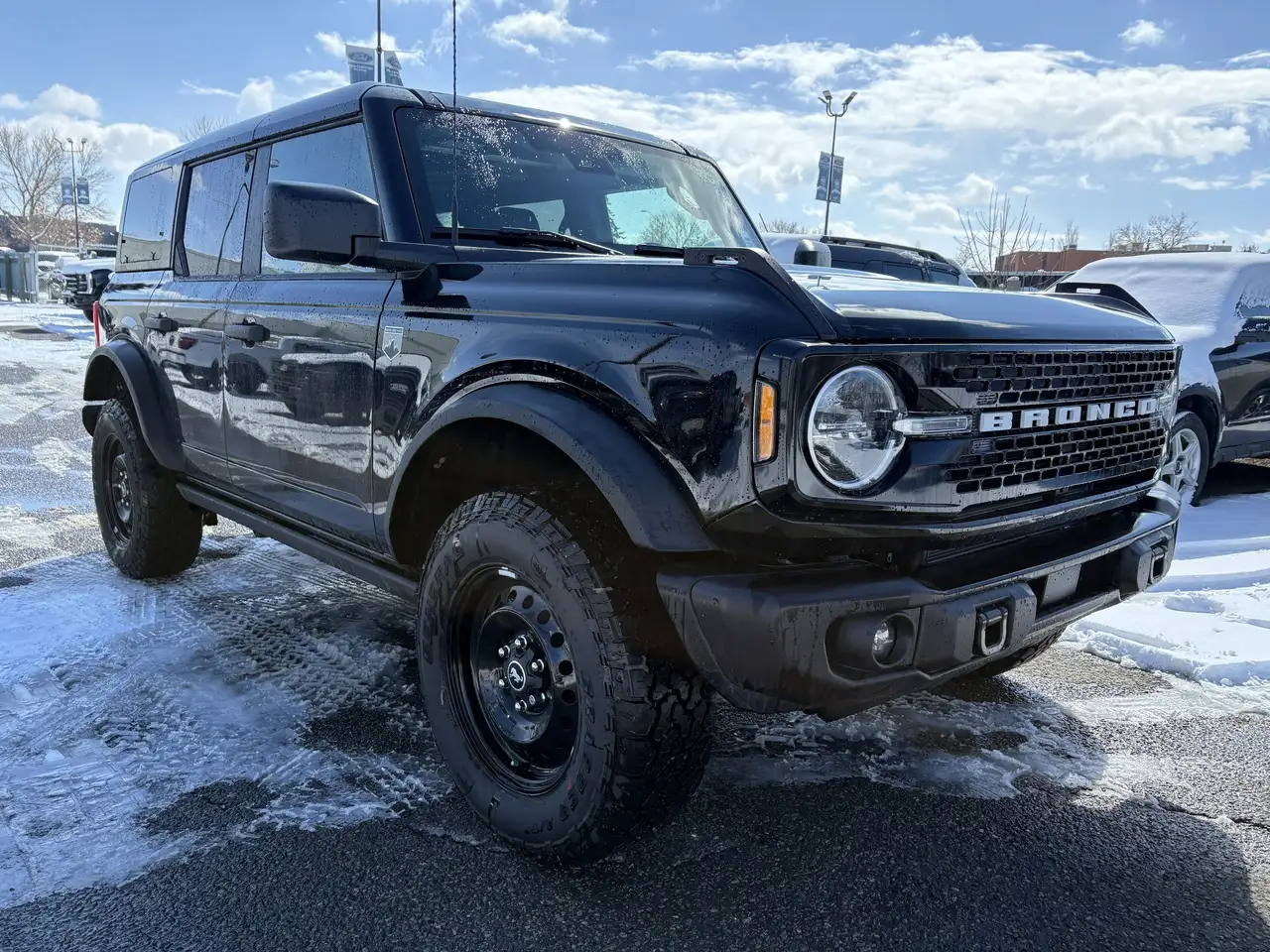 Ford Bronco photo Ford Bronco