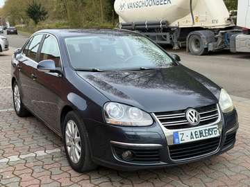 1.9 TDI 105 ch Confortline Xenon