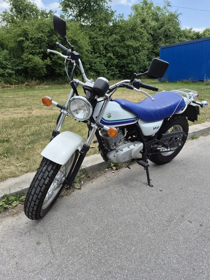 Suzuki VanVan 125 Blanc - 1