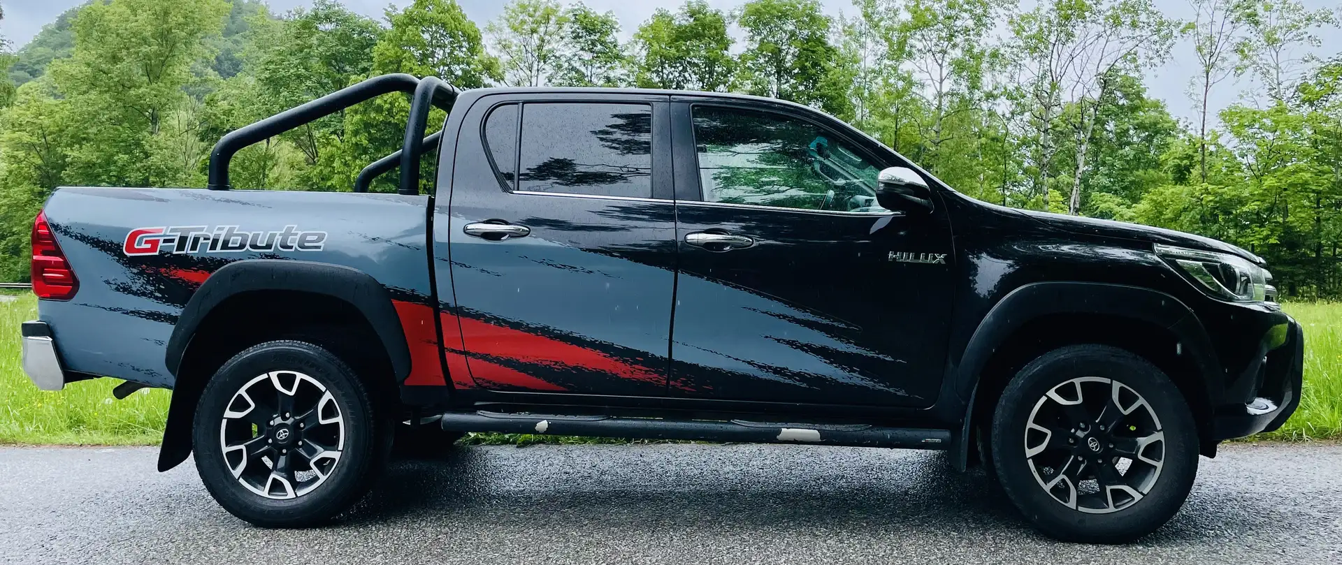 Toyota Hilux 2,4 D-4D AT G-Tribute Edition 170PS 440Nm Lounge Schwarz - 2