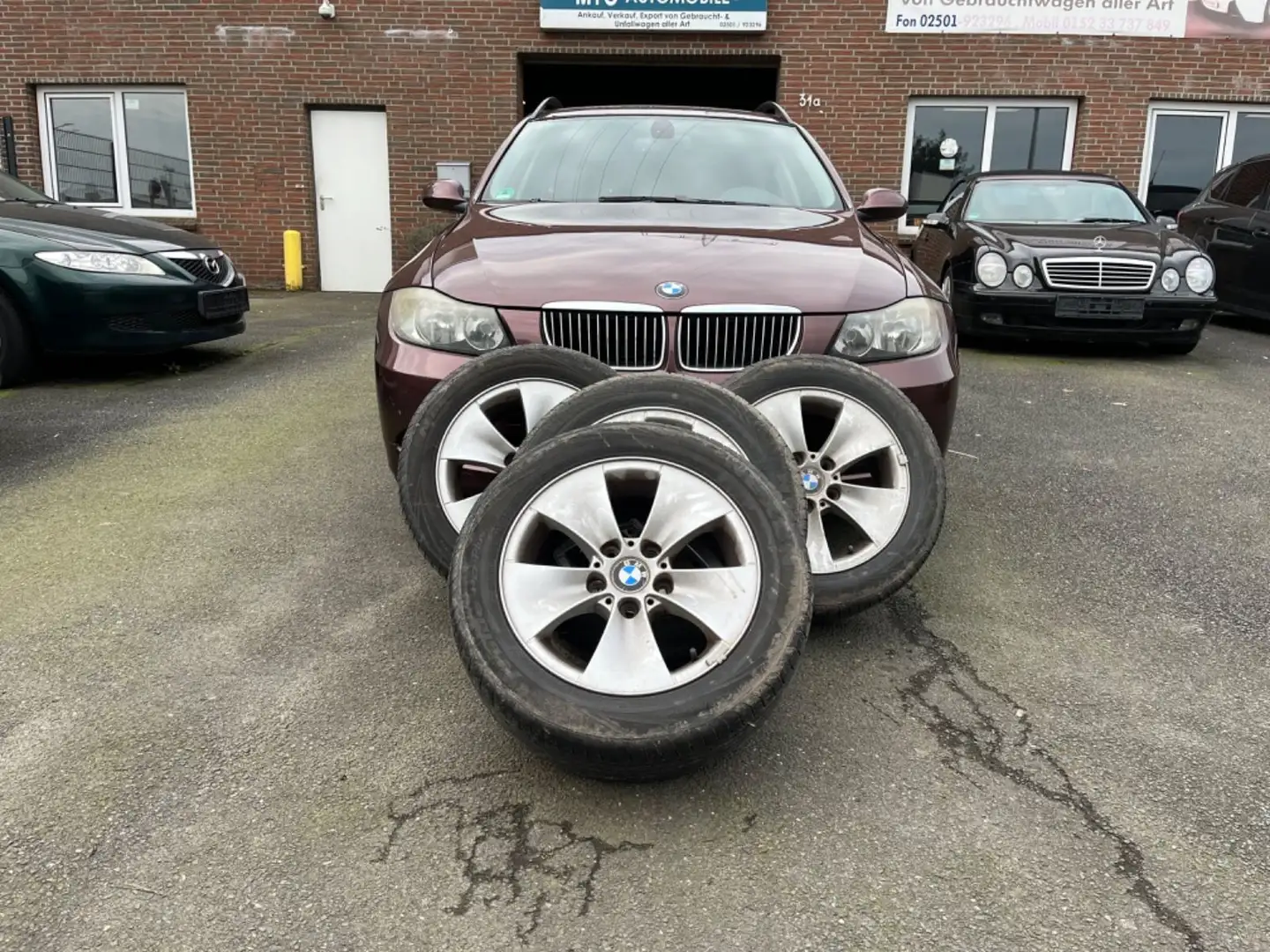 BMW 318 Baureihe 3 Touring 318d/Klima/PDC/AHK Rot - 2