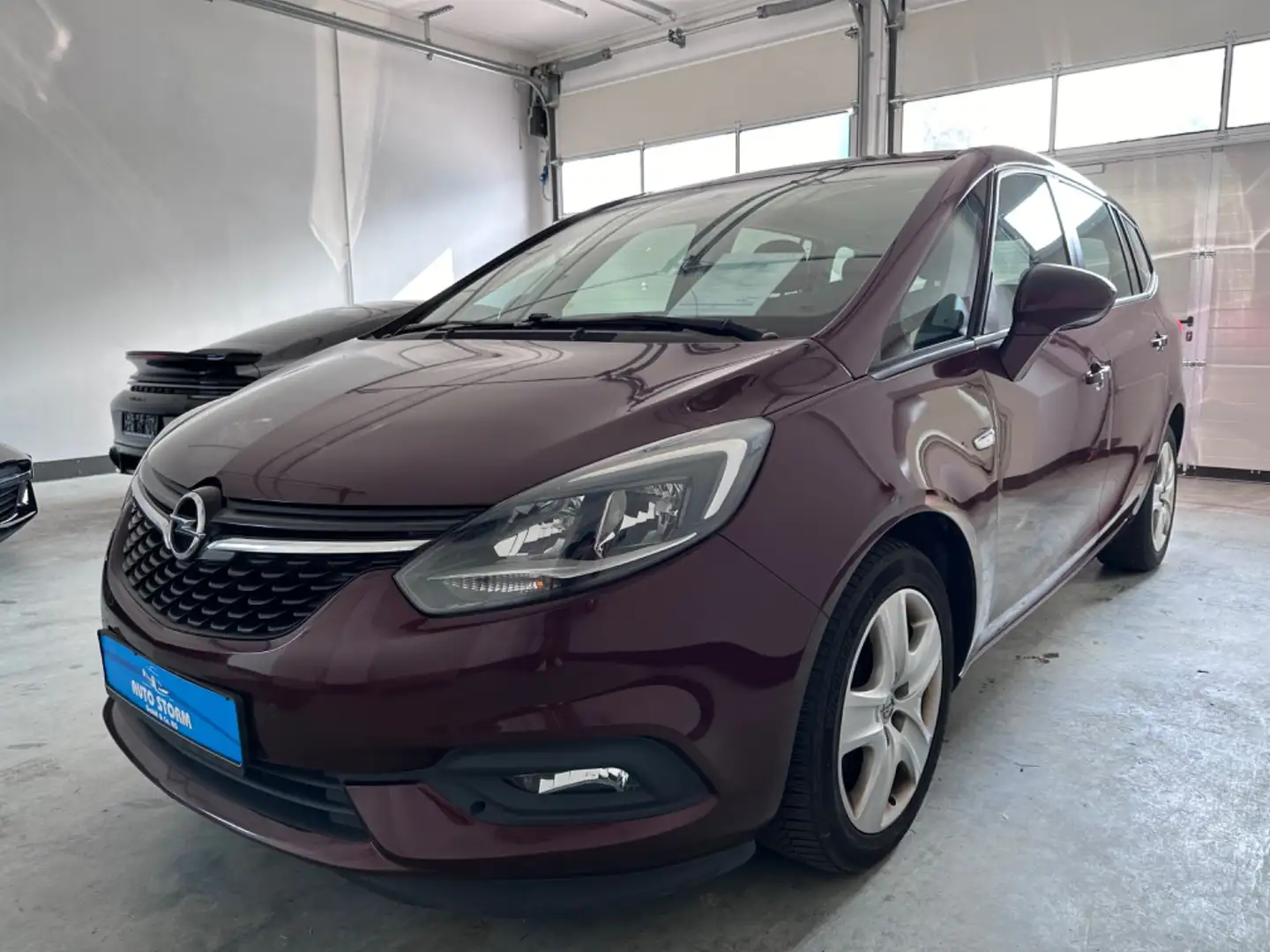Opel Zafira C 1.6 CDTI Business Edition*AHK*Navi*Kamera*SHZ Na Braun - 1