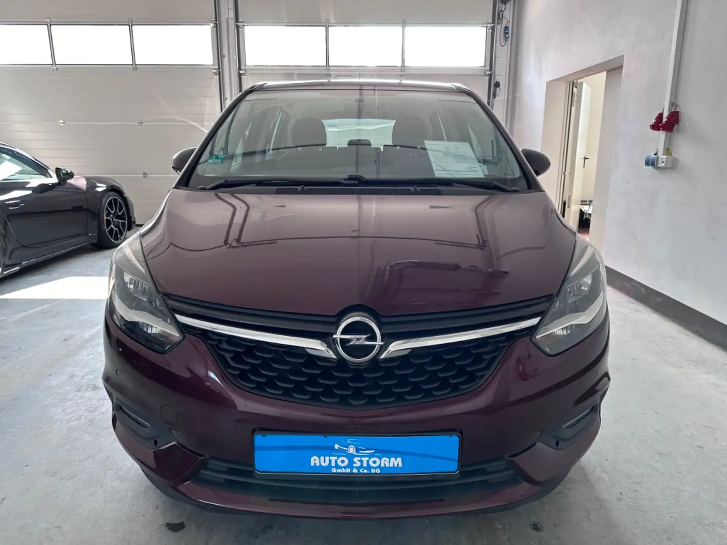 Opel Zafira C 1.6 CDTI Business Edition*AHK*Navi*Kamera*SHZ Na Braun - 2