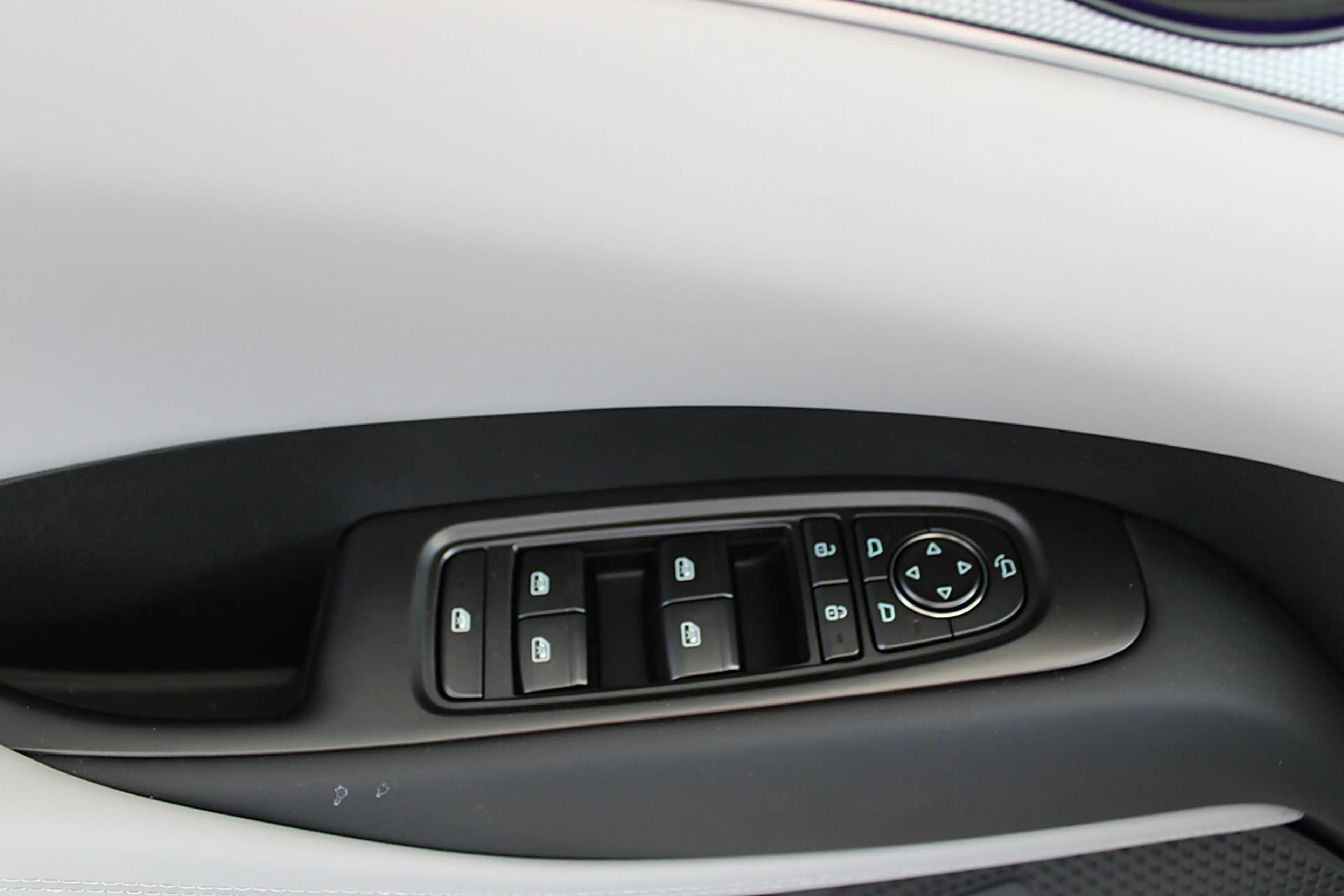 BYD Seal 6 DM-i Touring PHEV 19kWh Comfort Österreich Paket — photo 13