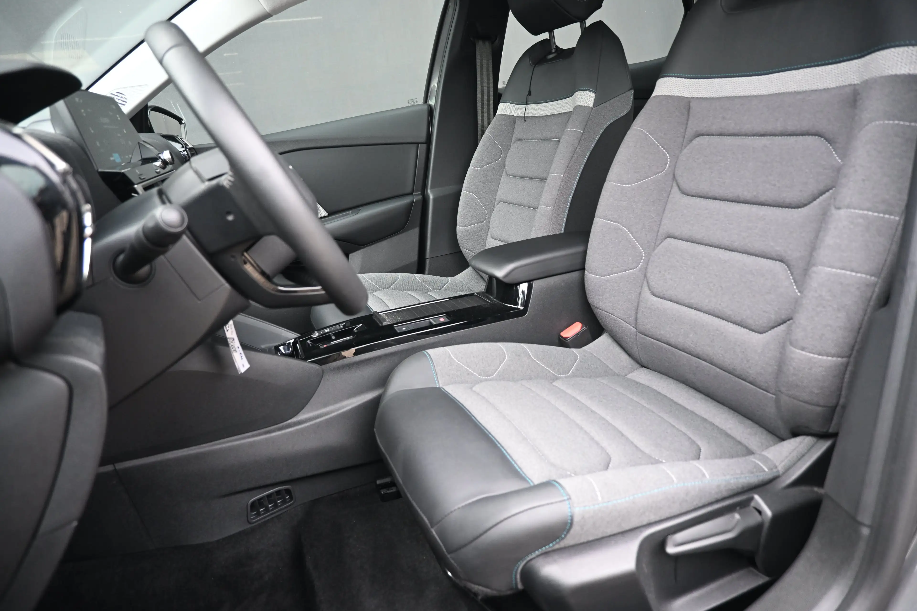 Citroen E-C4 Electric You 50 kWh 3 Fase | Navigatie by App | Achteruitri — photo 8