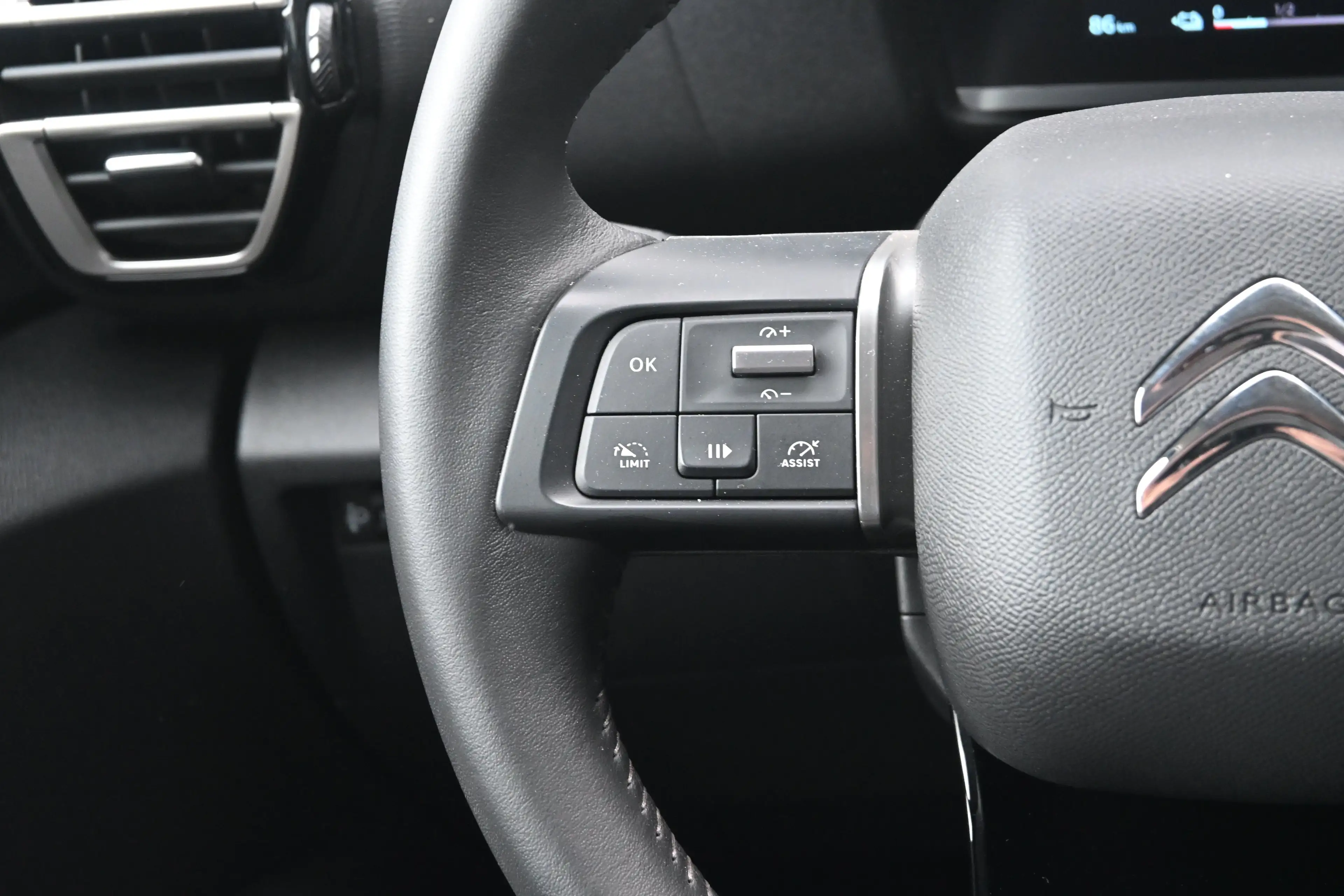 Citroen E-C4 Electric You 50 kWh 3 Fase | Navigatie by App | Achteruitri — photo 13