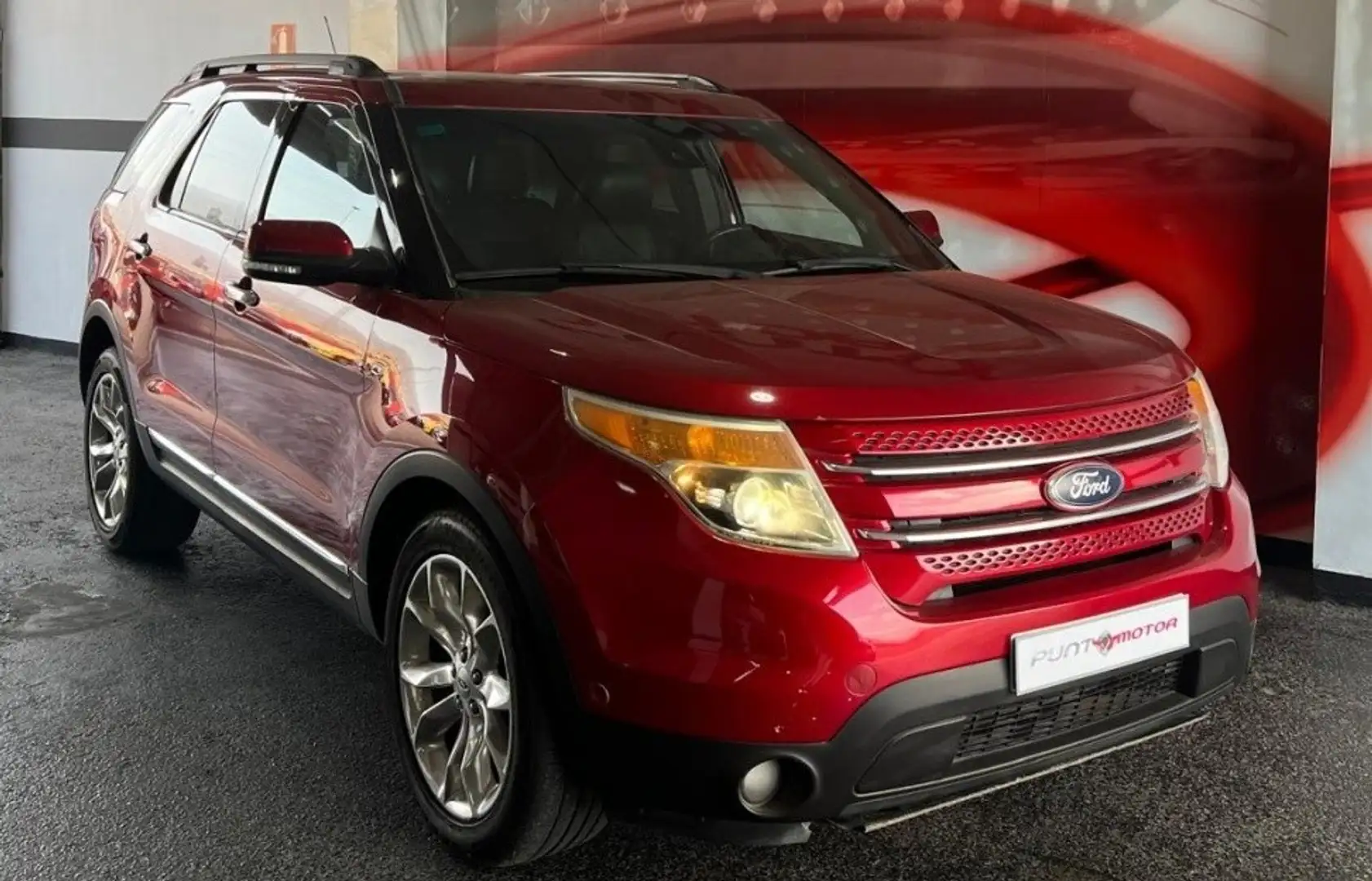 Ford Explorer Aut. Piros - 2