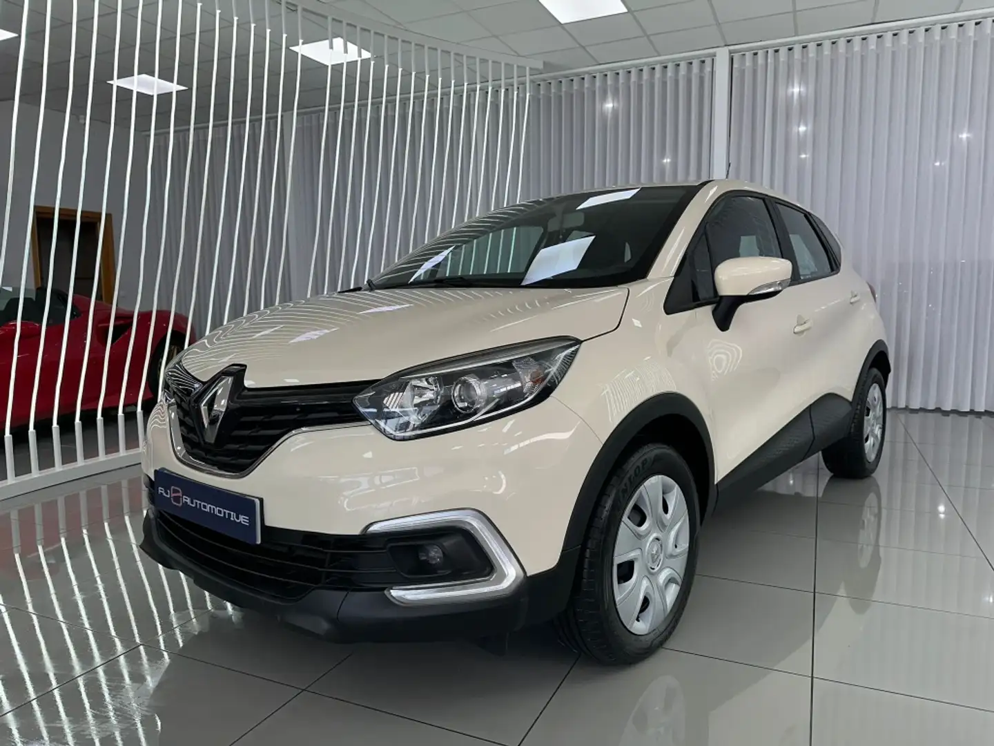 Renault Captur 1.5dCi Energy eco2 Life 66kW Bej - 1