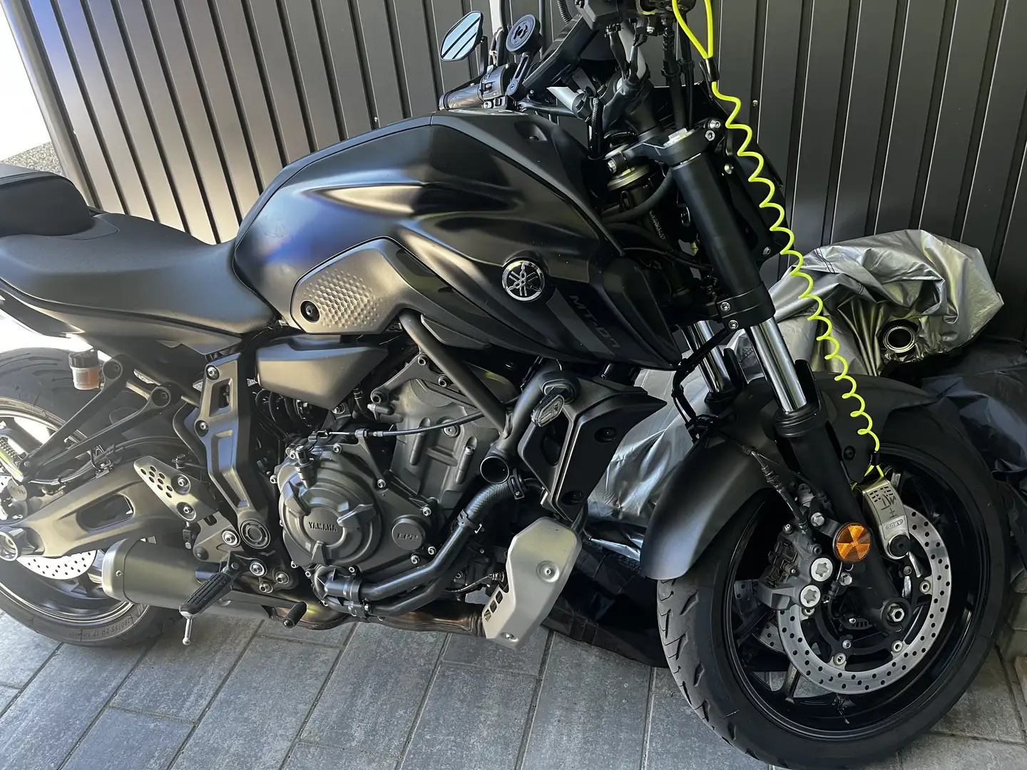 Yamaha MT-07 48ps gedrosselt Schwarz - 1