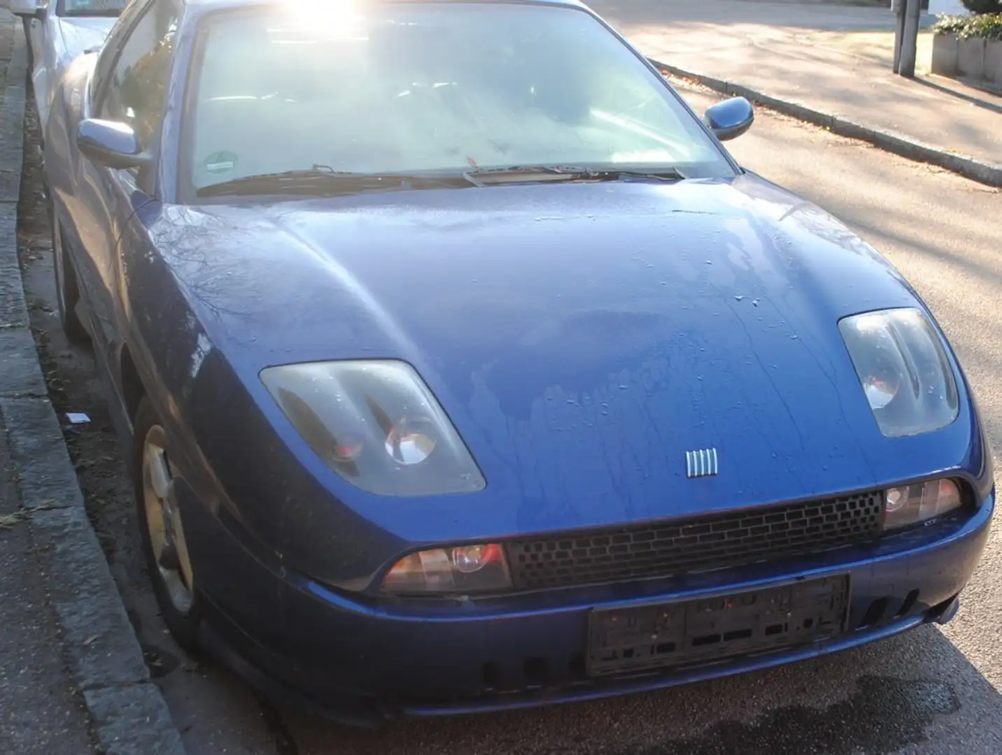 Fiat Coupe 1.8 16V 1999 TÜV 11/26 194.000 km 2.Hd. Leder Bleu - 2