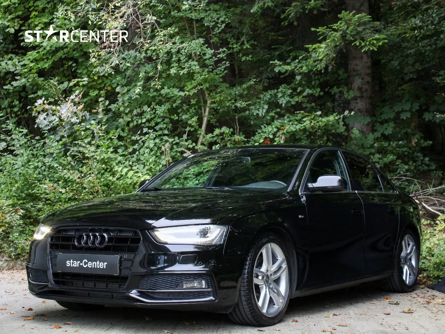 Audi A4 2.0 TDI S line Schwarz - 1