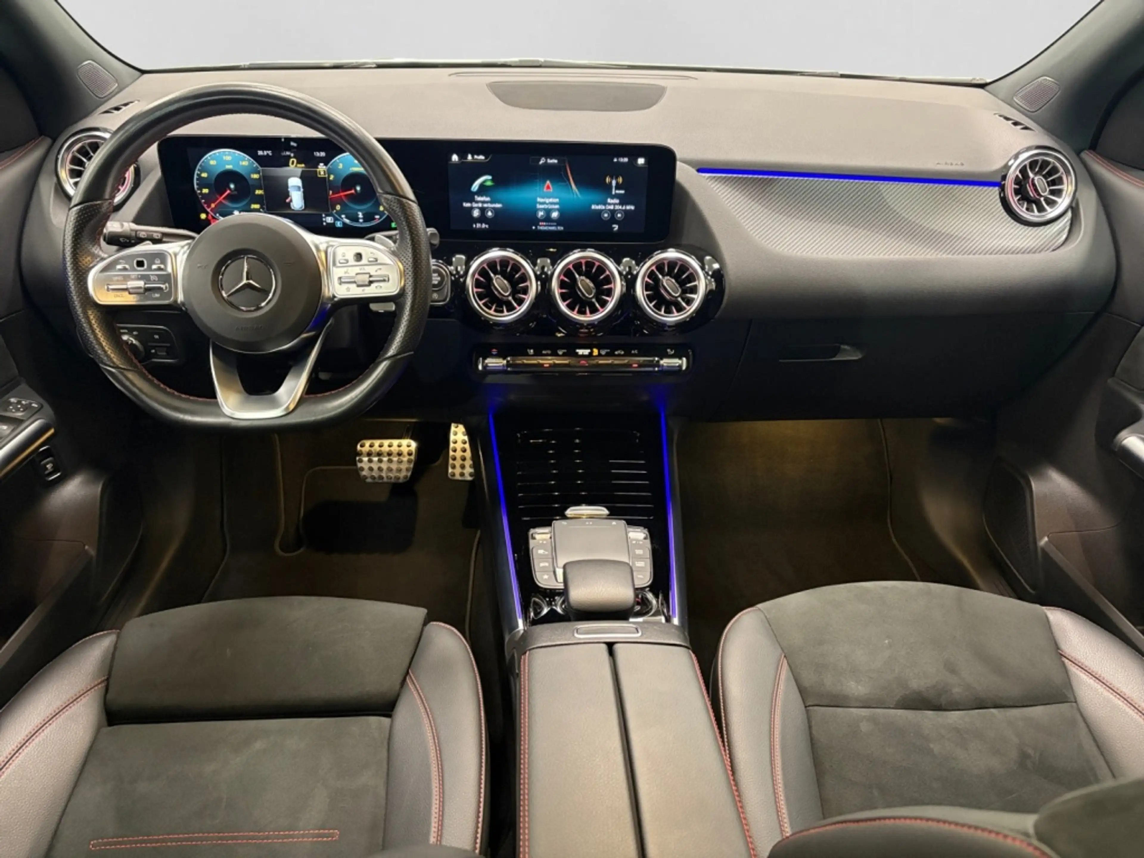 Mercedes-Benz GLA 200 AMG|KAM|TOTW|EASYP|LED|CarPlay|TOUCH|SHZ — photo 11