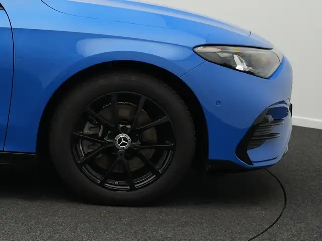 Mercedes-Benz CLA view 8