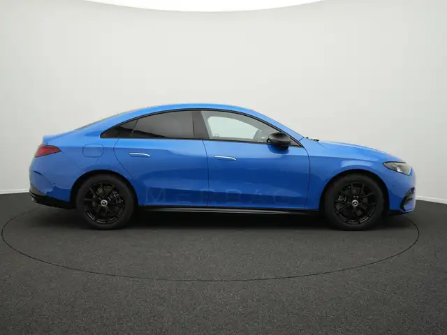 Mercedes-Benz CLA view 5