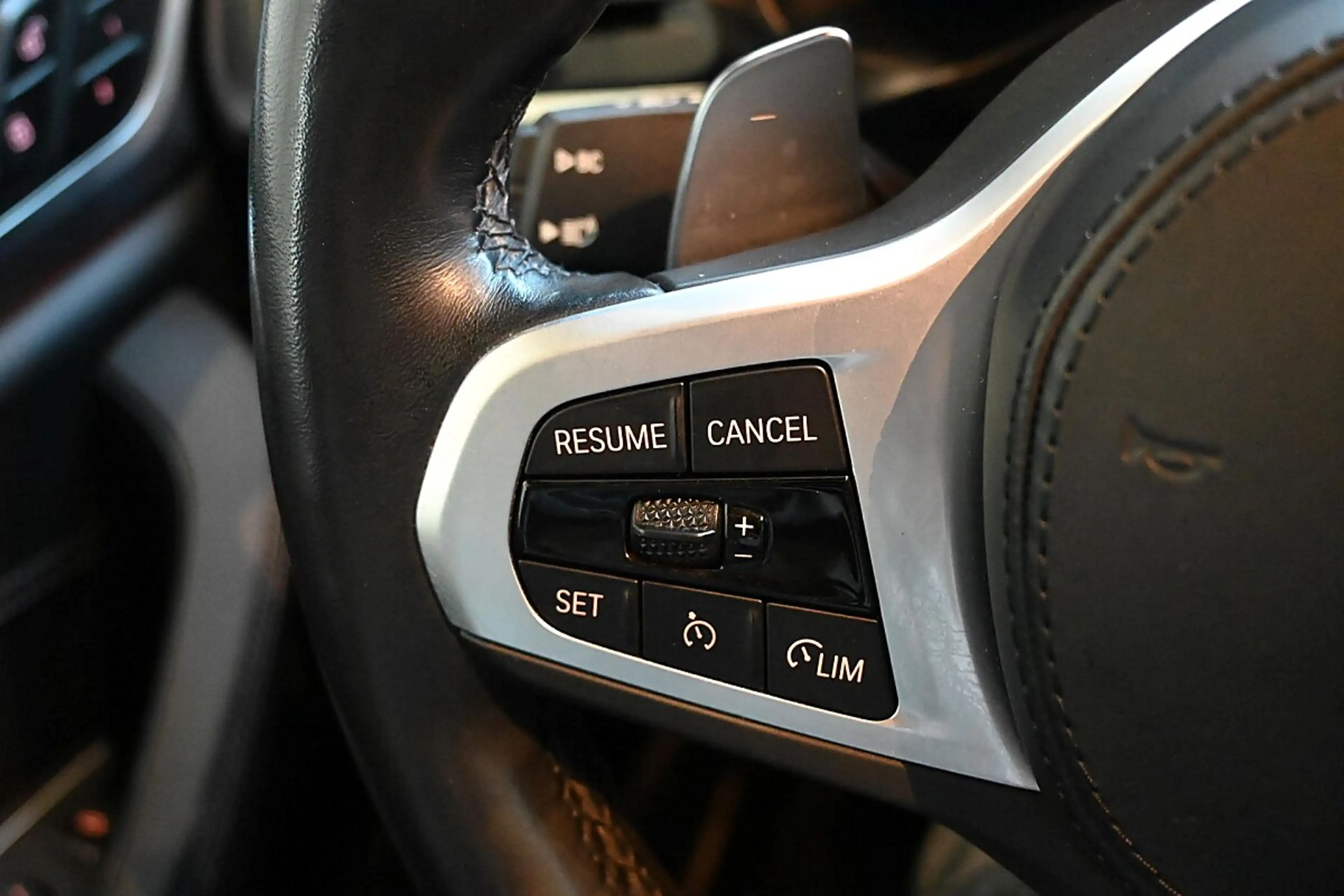 BMW X3 xDrive 30e Msport; AHK, Head-UP, Sitzbelüftung — photo 8