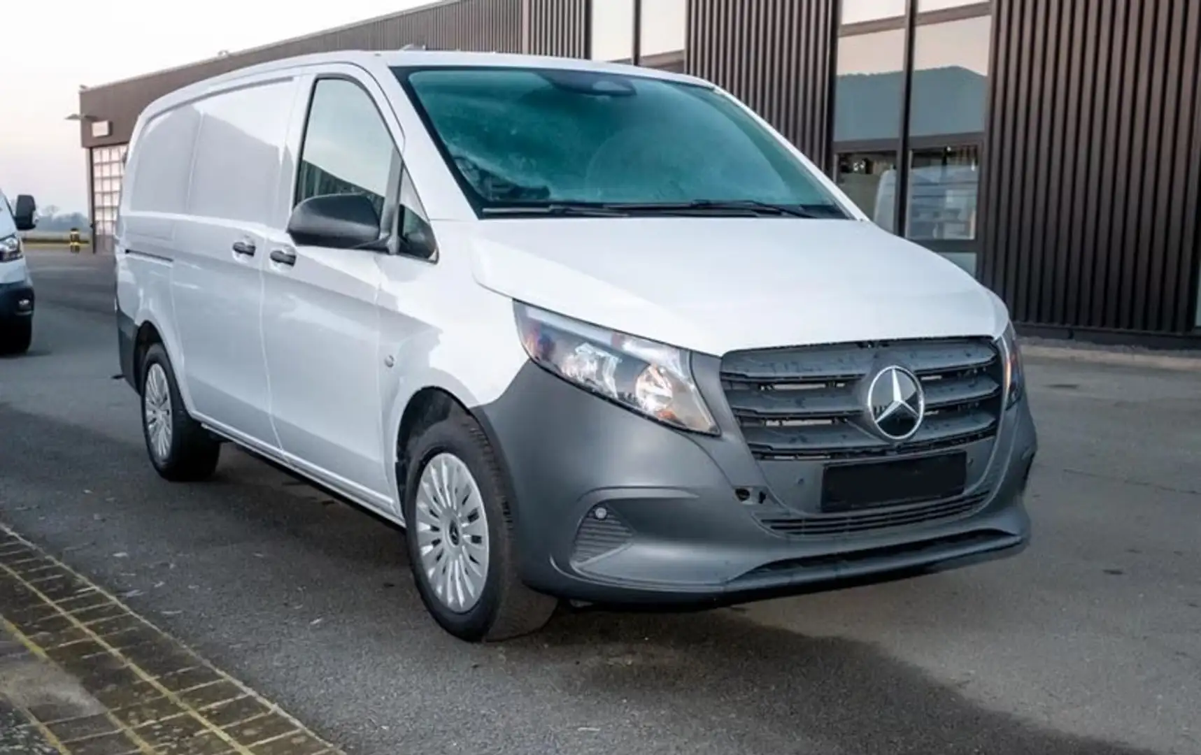 Mercedes-Benz Vito Vito 116 CDI lang - NEUES Modell Blanc - 1