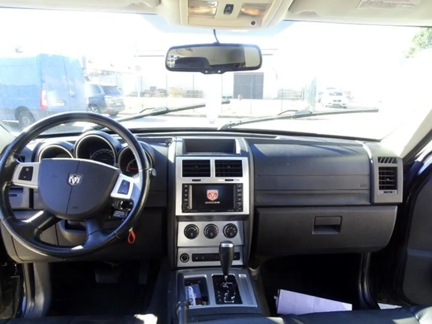 Dodge Nitro nitro 4.0 R/T 4WD Чорний - 1