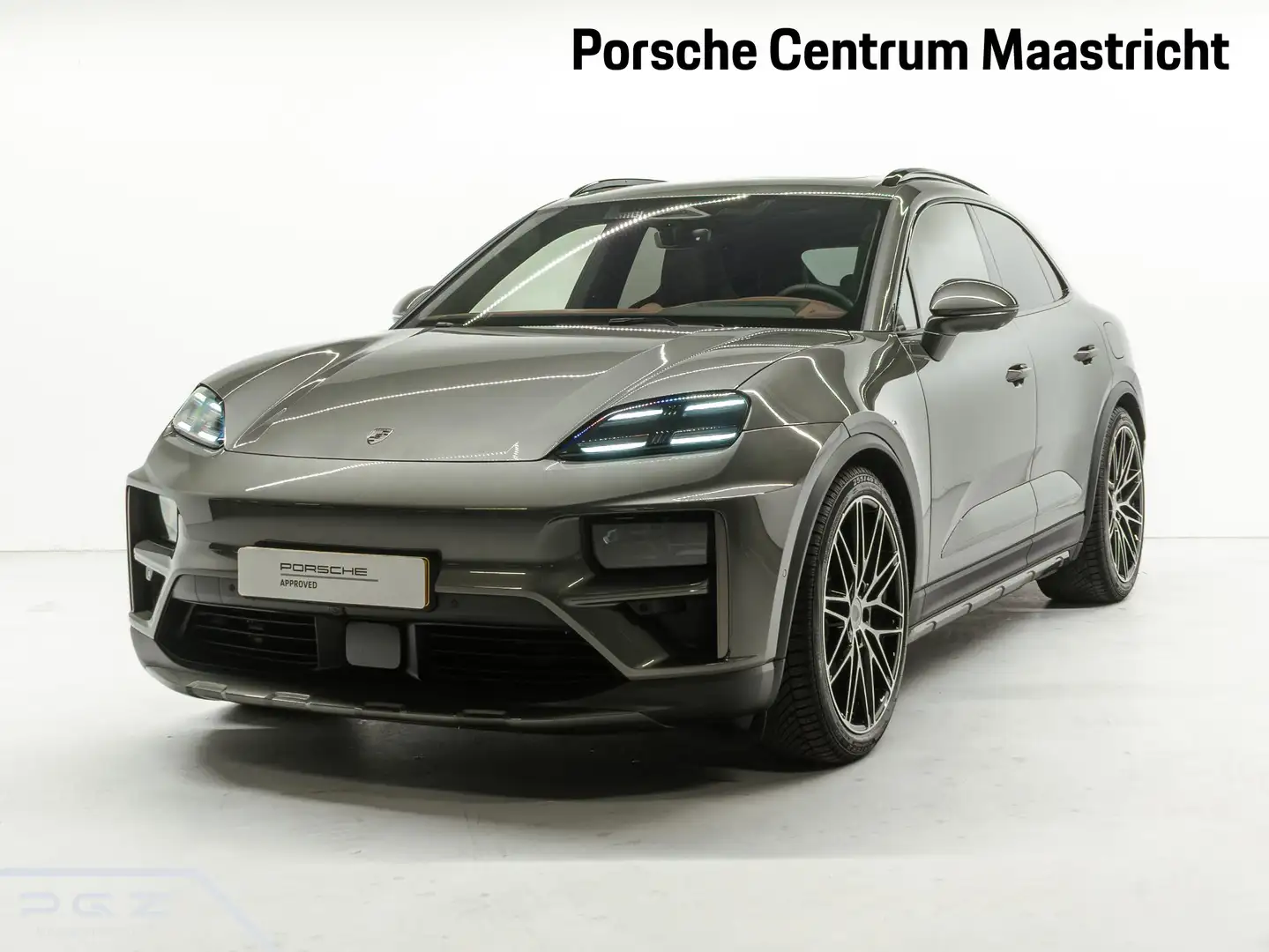 Porsche Macan Turbo Groen - 1