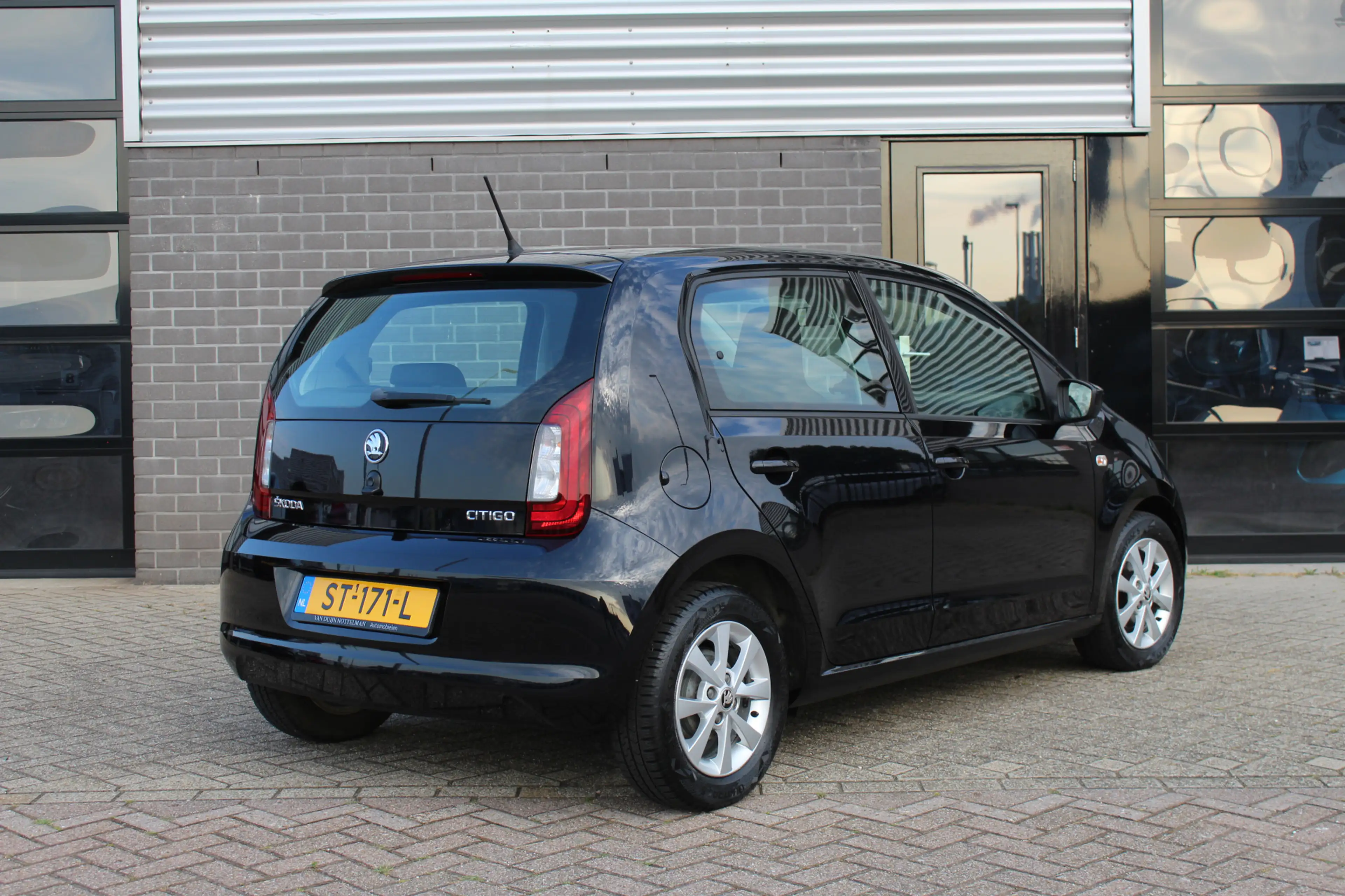Skoda Citigo 1.0 Greentech Ambition / Airco / Cruise / LMV 14"/ — photo 3