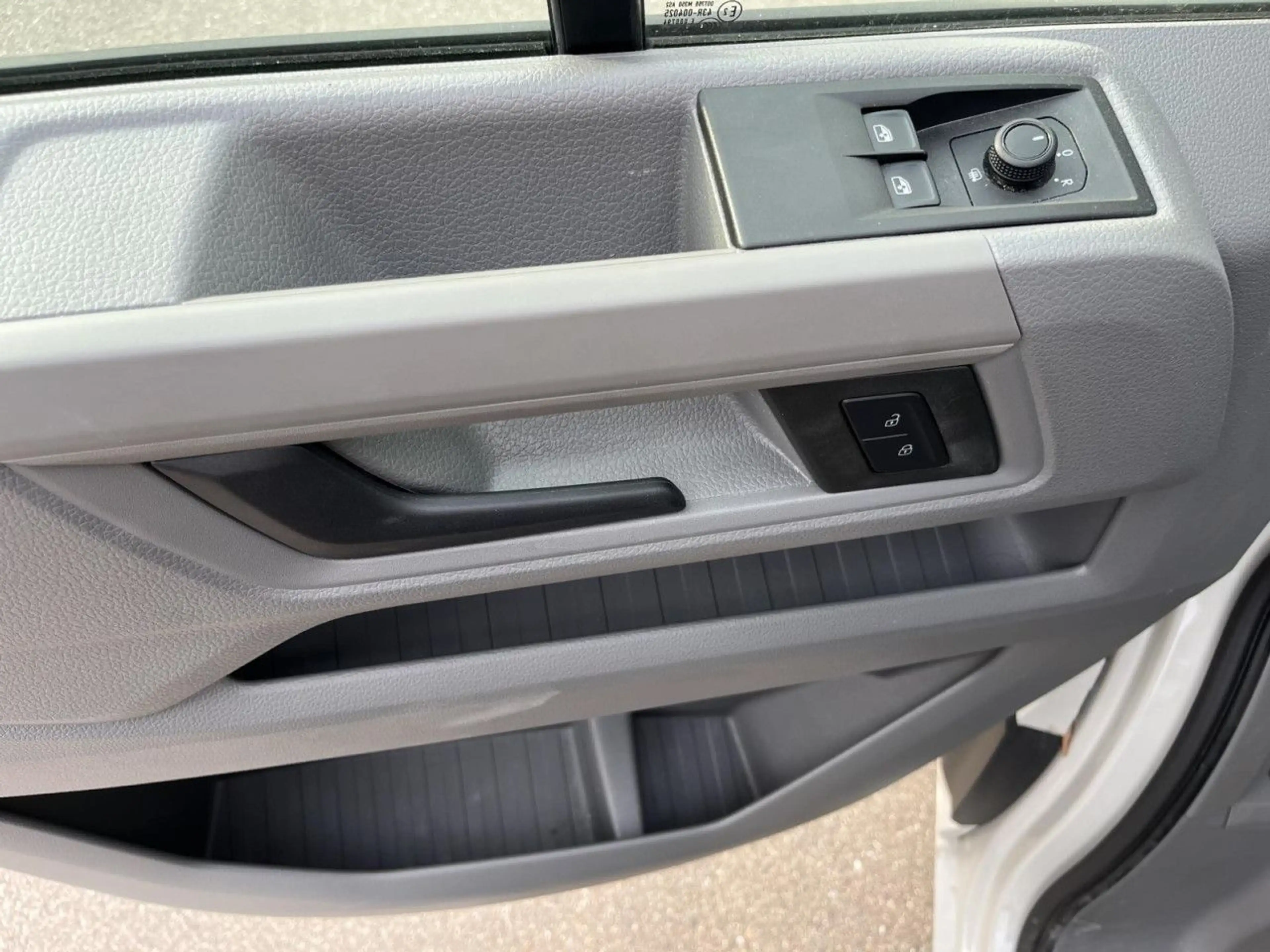 Volkswagen Crafter 35 Kasten 2,0 TDI Kamera PDC Climatic App — photo 10