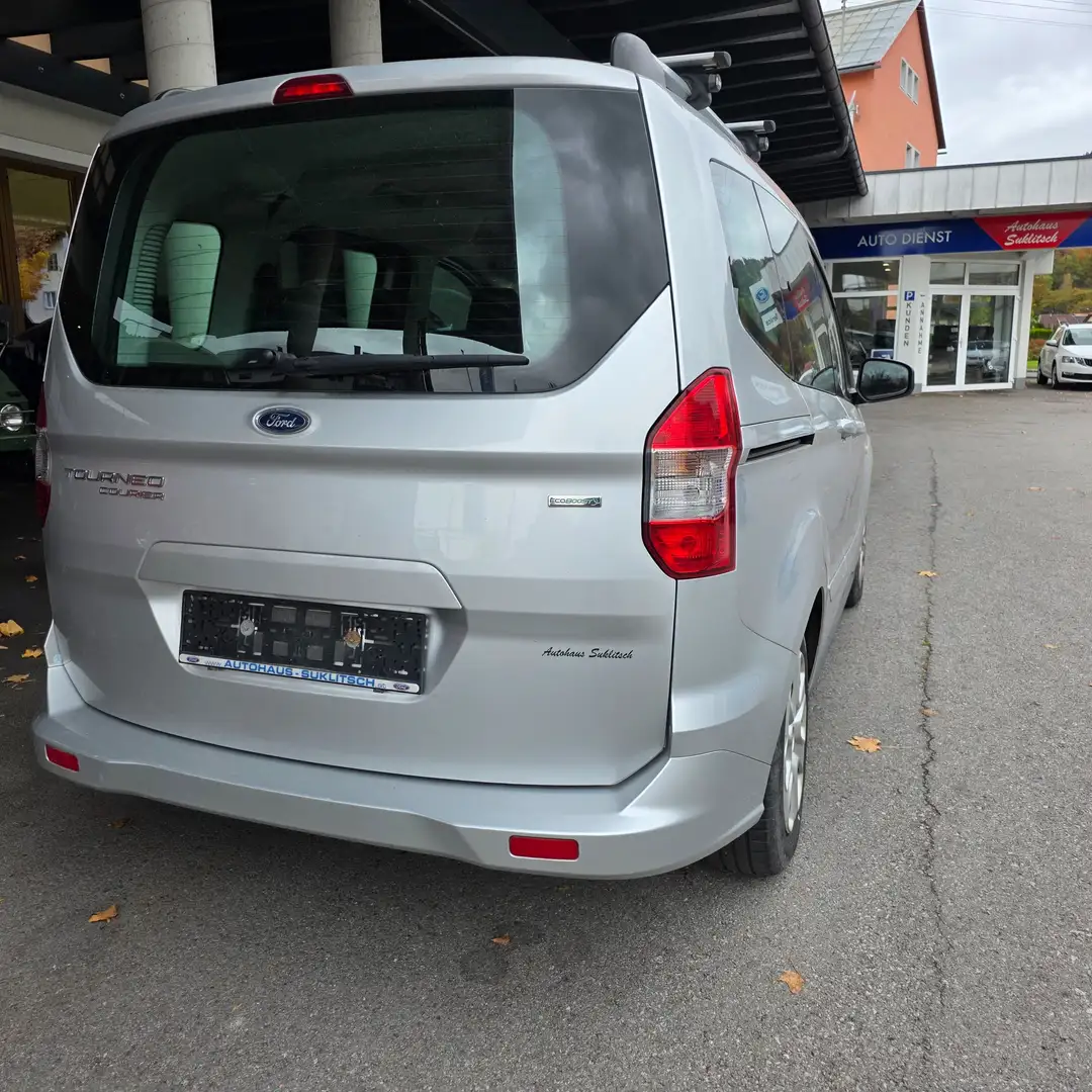 Ford Tourneo Courier Trend Silber - 2