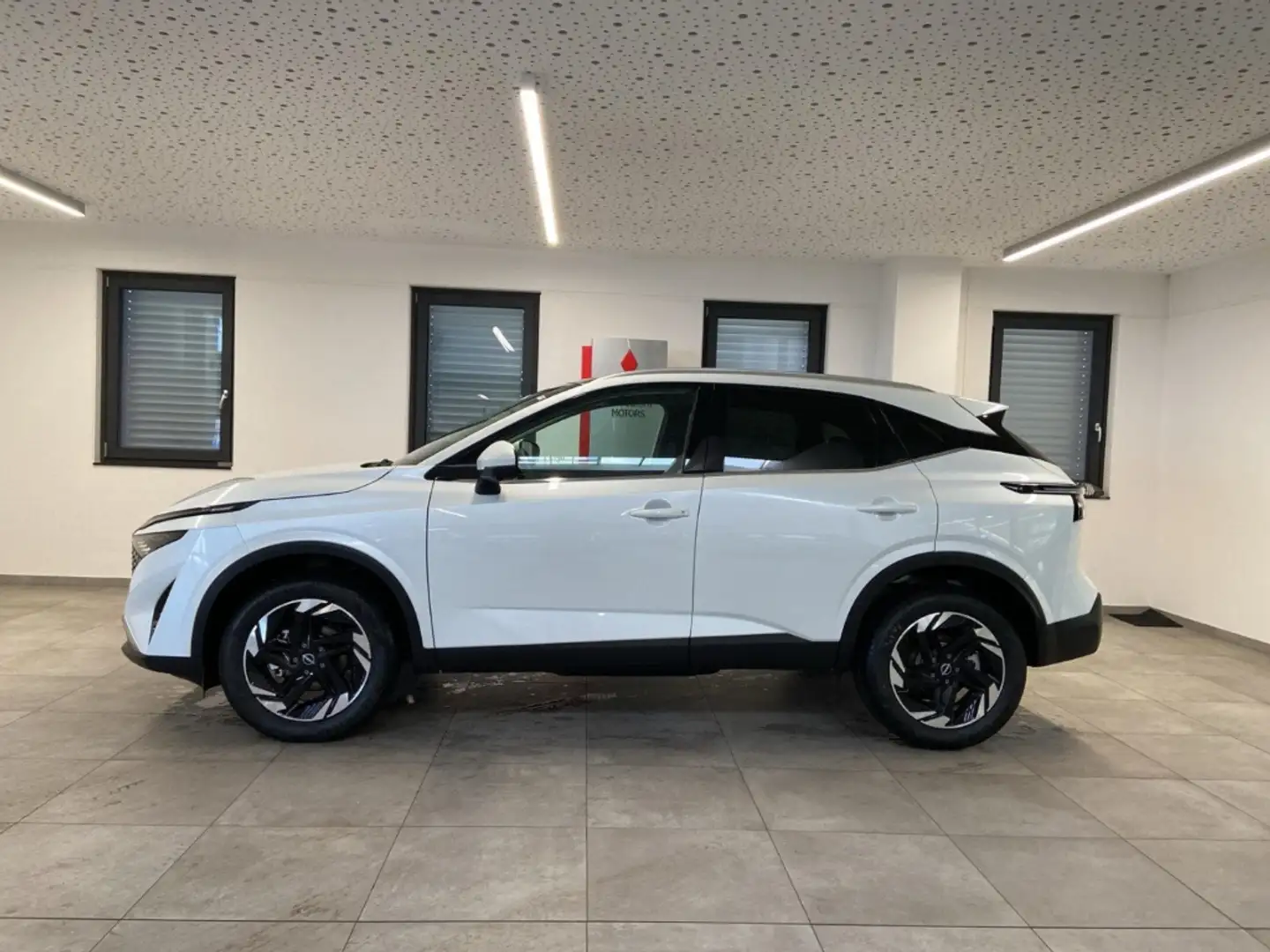 Nissan Qashqai 1.3 DIG-T MHEV N-Connecta Xtronic Panorama Weiß - 2