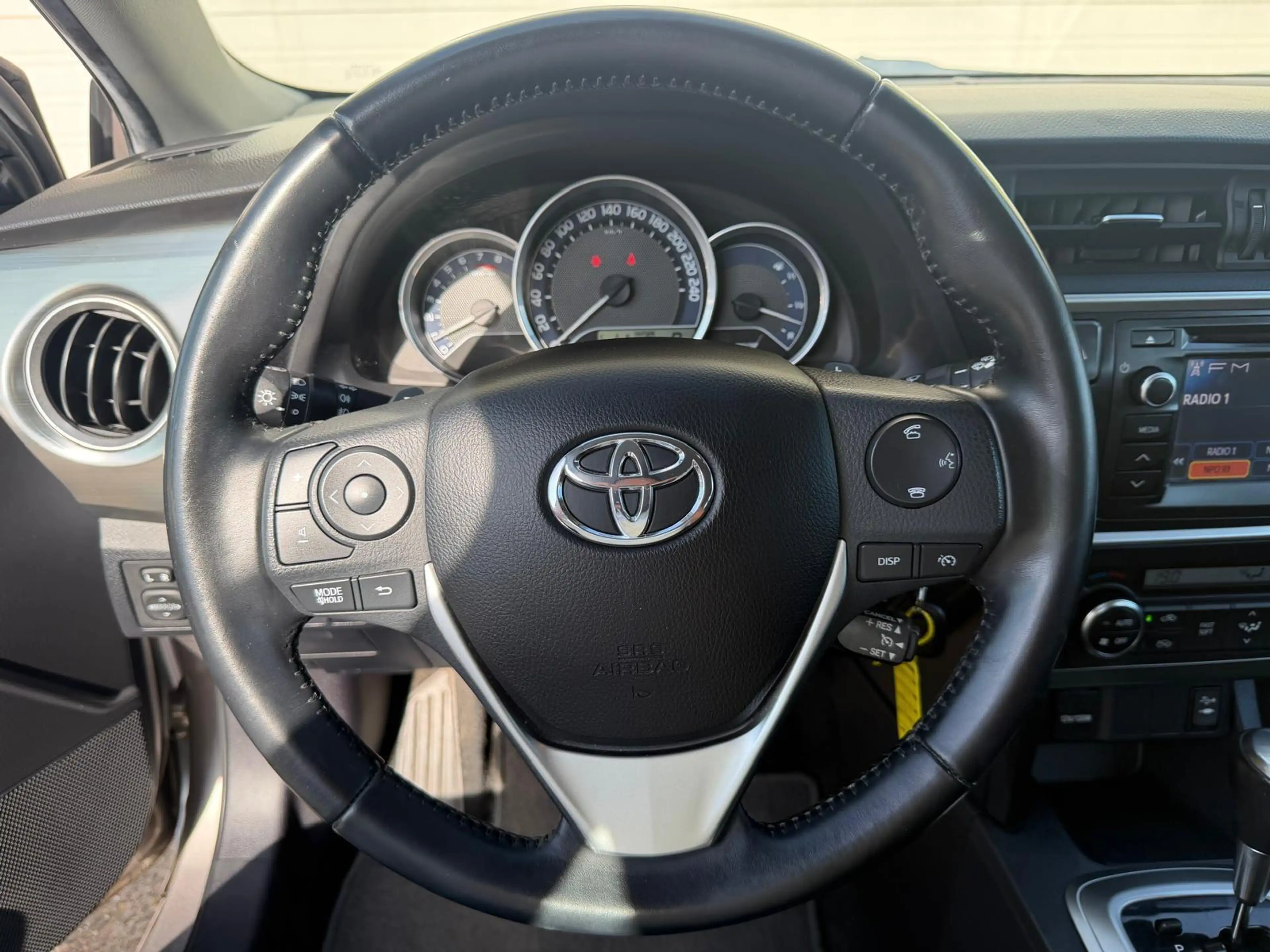 Toyota Auris 1.6 Aspiration/AIRCO/TREKH/CAMERA/CRUISE/APK/NAP — photo 11