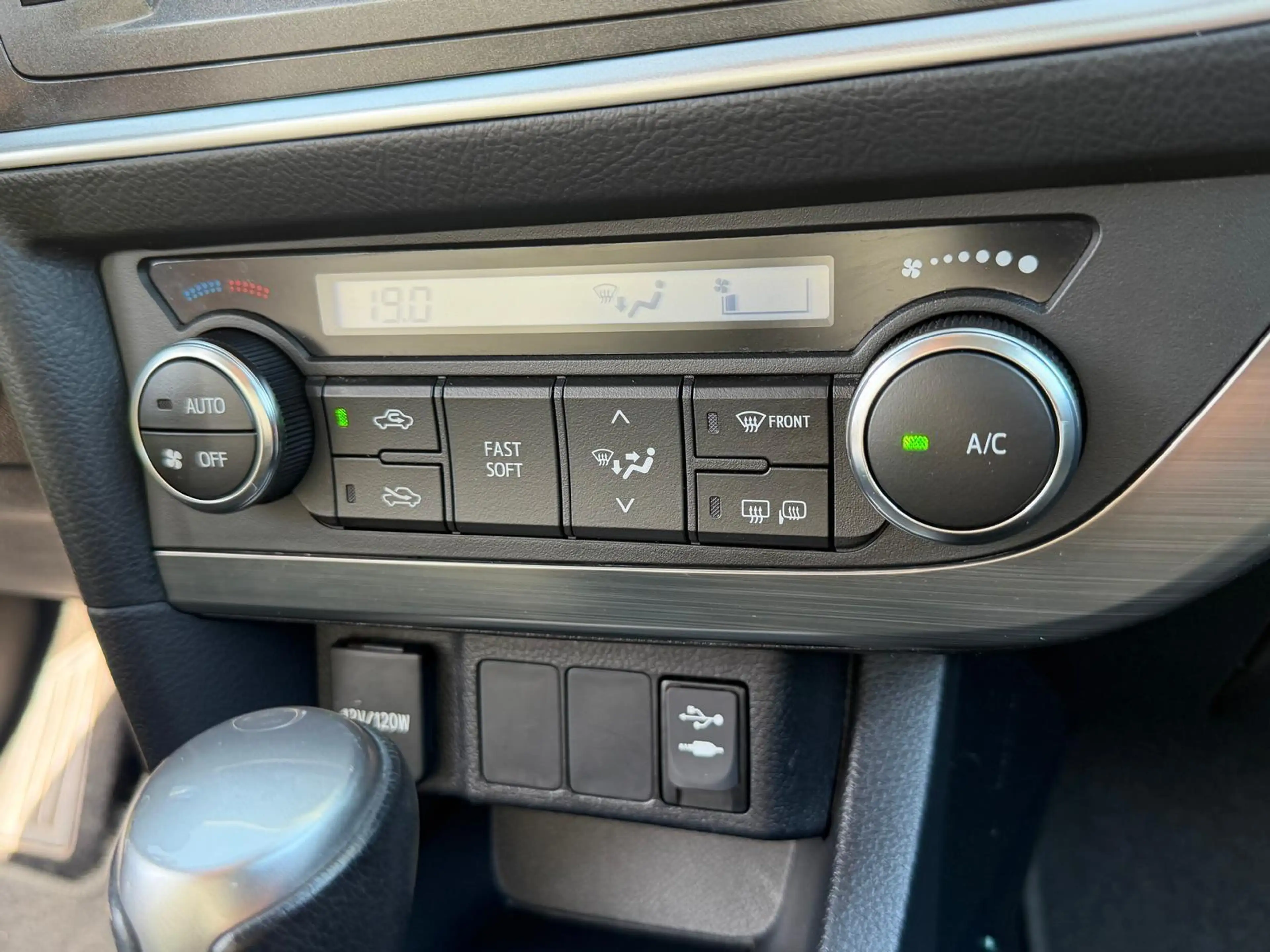 Toyota Auris 1.6 Aspiration/AIRCO/TREKH/CAMERA/CRUISE/APK/NAP — photo 18