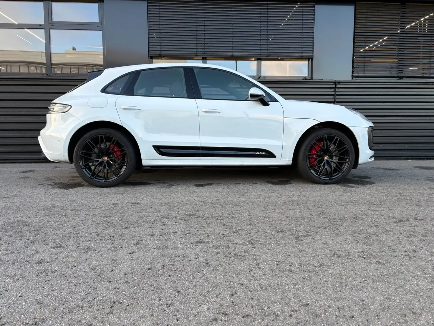 Porsche Macan GTS-PANO-BURMESTER-PAS-STANDHEIZUNG-1.HAND Weiß - 1