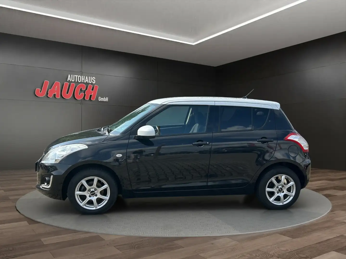 Suzuki Swift 1.2 M/T Club Noir - 2
