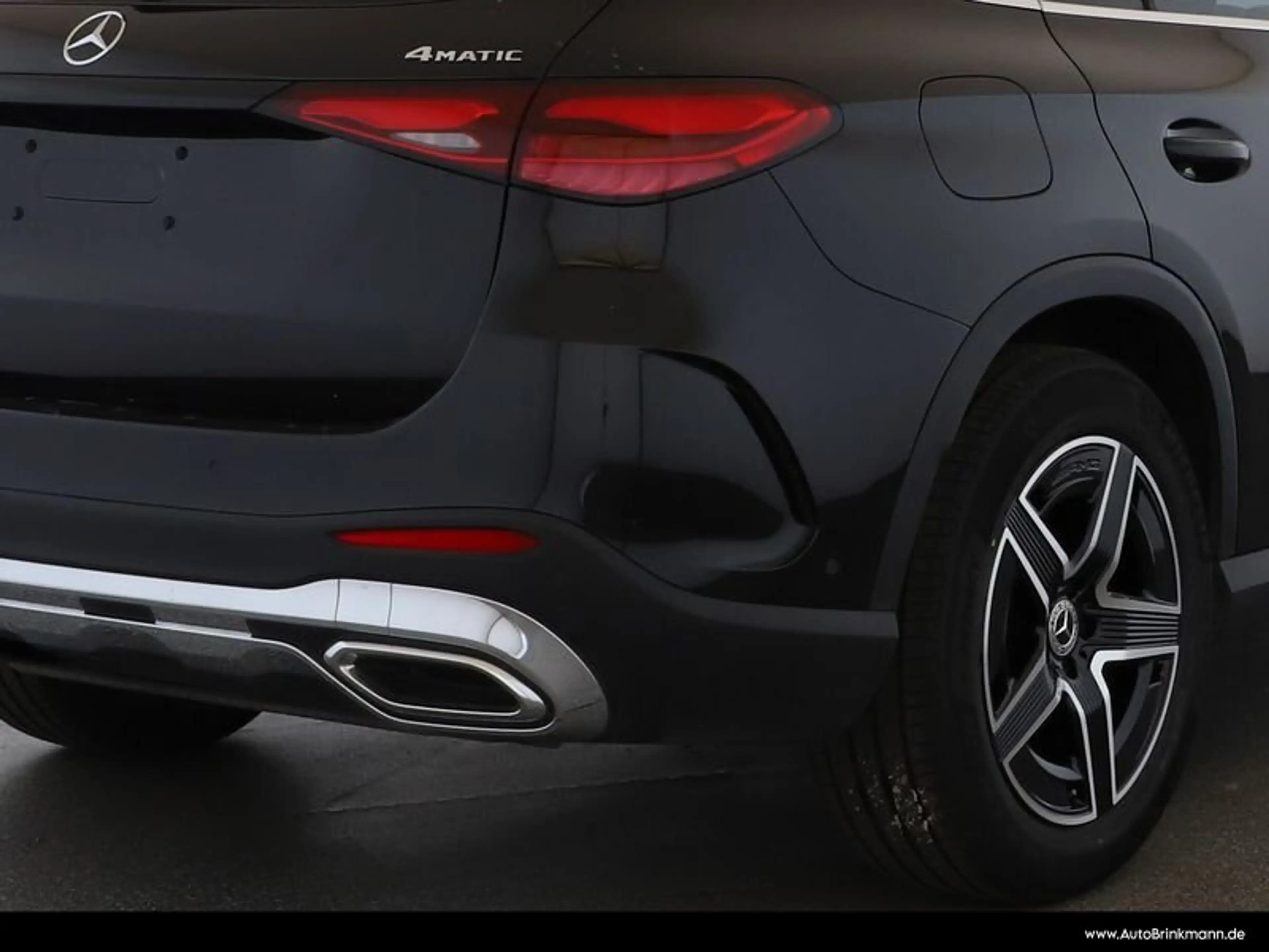 Mercedes-Benz GLC 200 GLC 200 4M AMG/PANO/AHK/LED/MEMORY/KAMERA/19" SHZ — photo 3