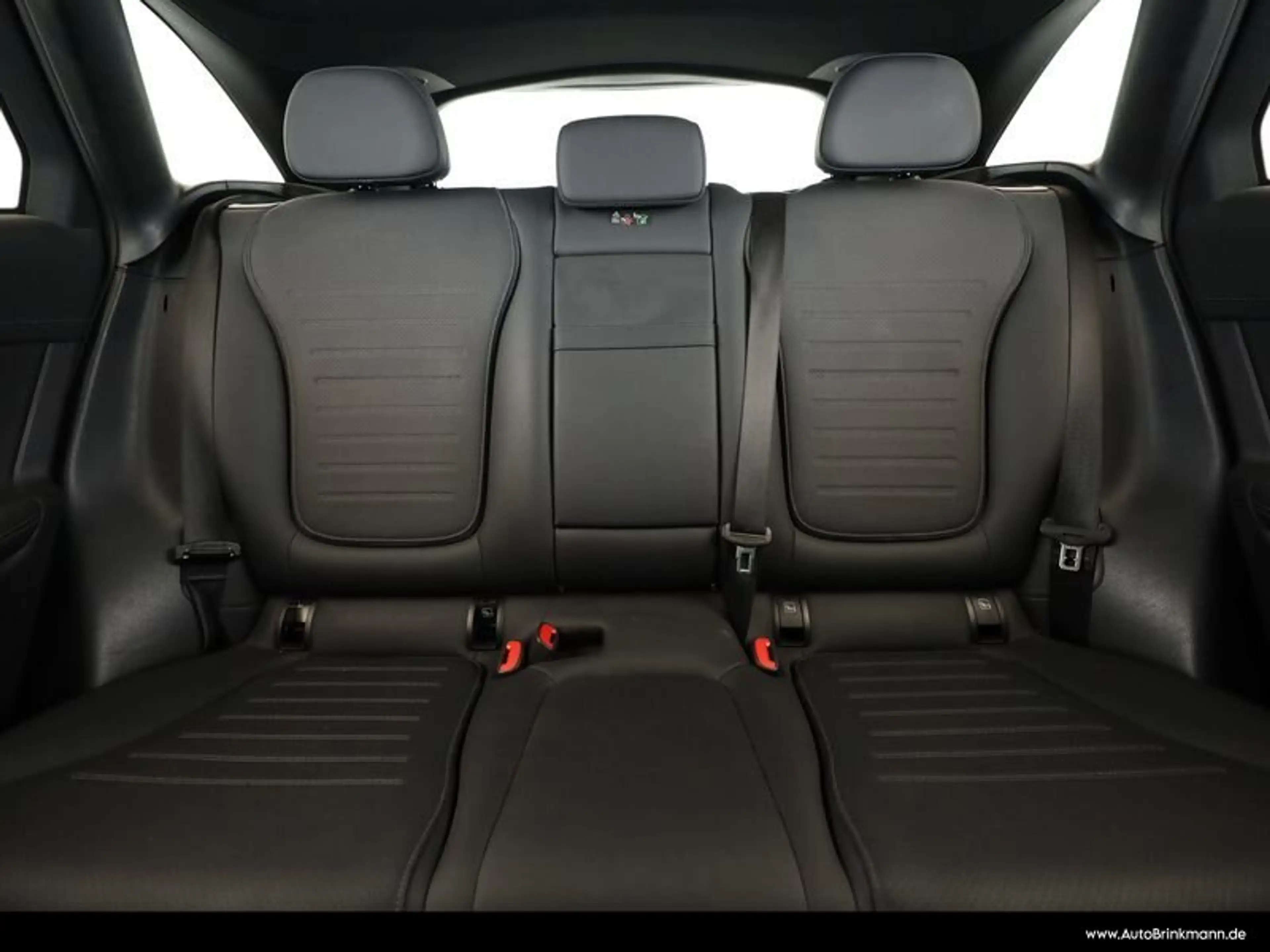Mercedes-Benz GLC 200 GLC 200 4M AMG/PANO/AHK/LED/MEMORY/KAMERA/19" SHZ — photo 9
