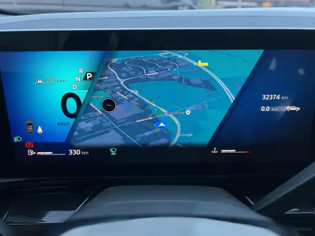 Renault Austral view 13