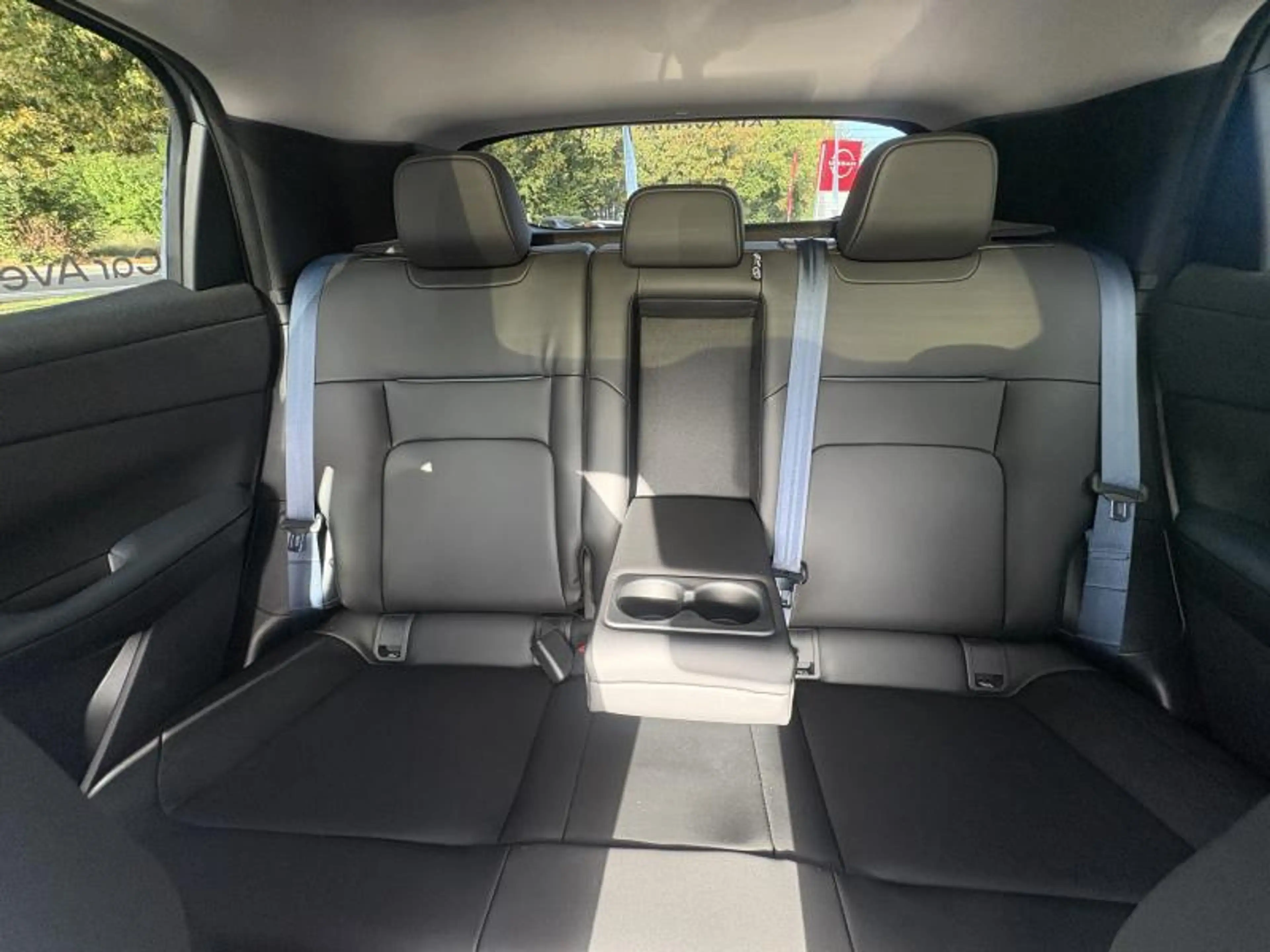 Nissan Leaf 75 KWh EVOLVE + Two-Tone — photo 11