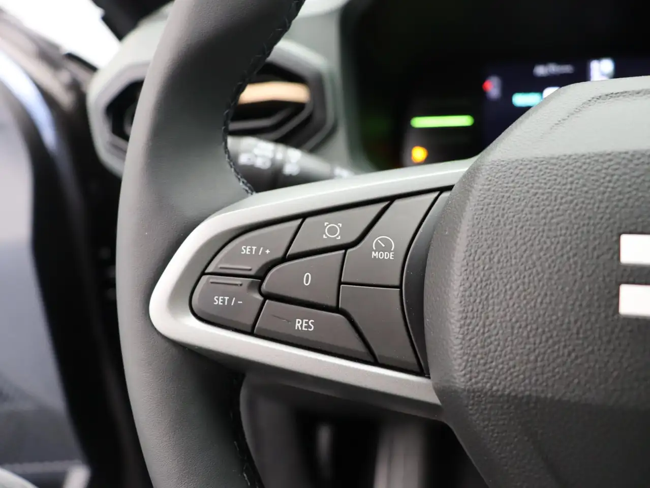 Dacia Duster 2026 — фото 15