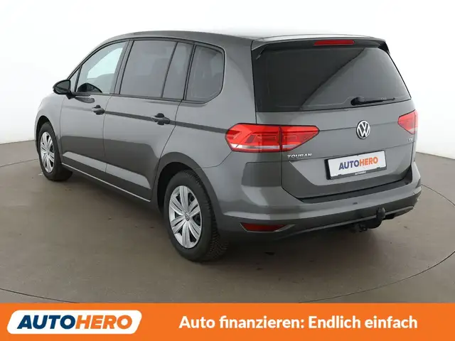 Volkswagen Touran view 4