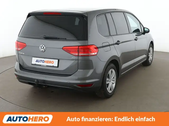 Volkswagen Touran view 6