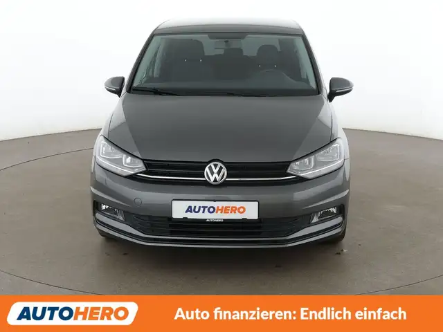 Volkswagen Touran view 9