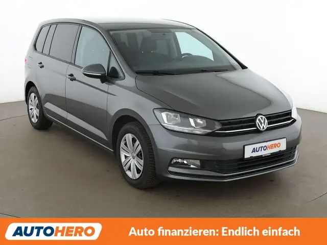 Volkswagen Touran view 8
