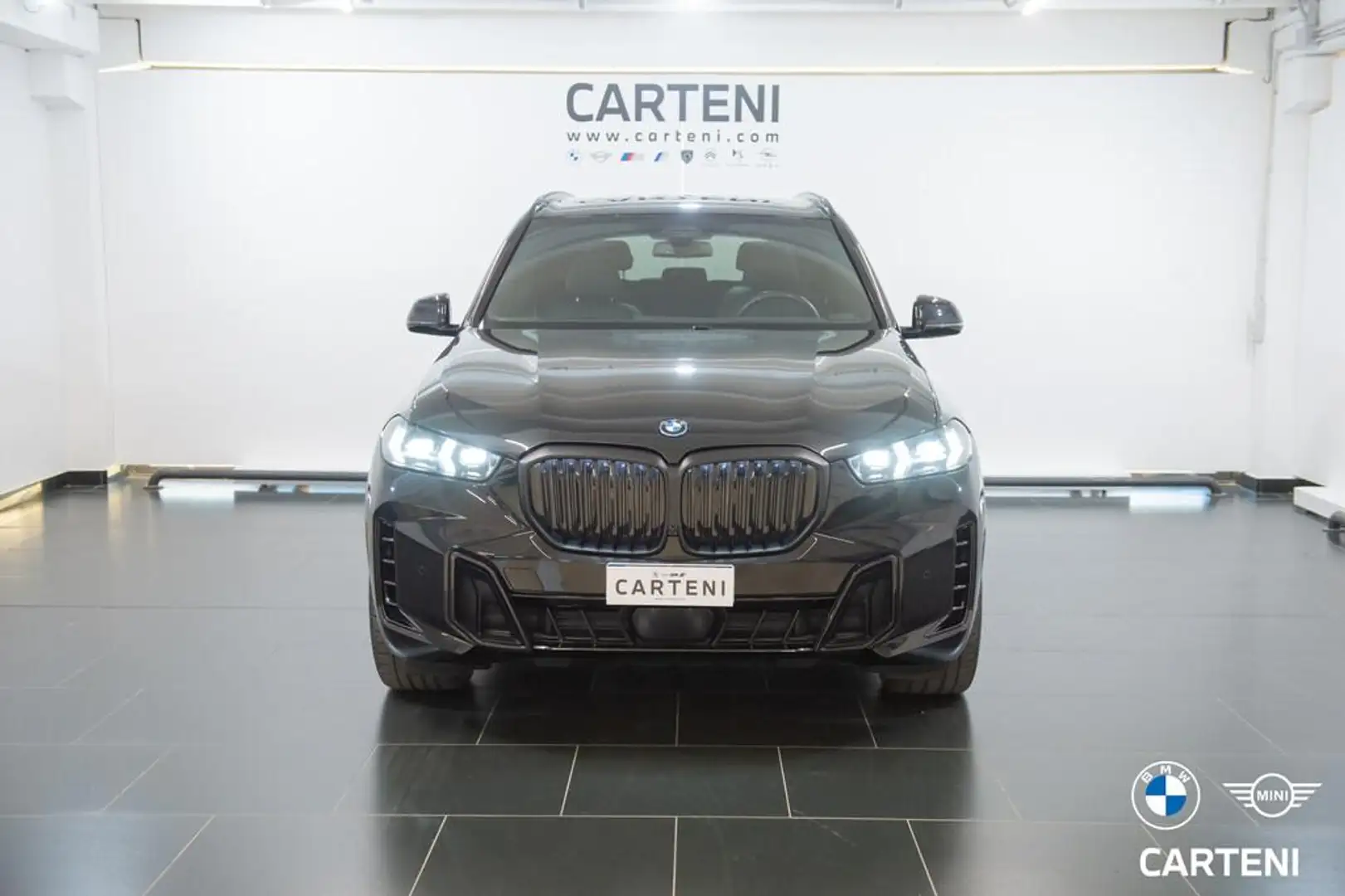 BMW X5 xdrive50e MSport auto Nero - 2