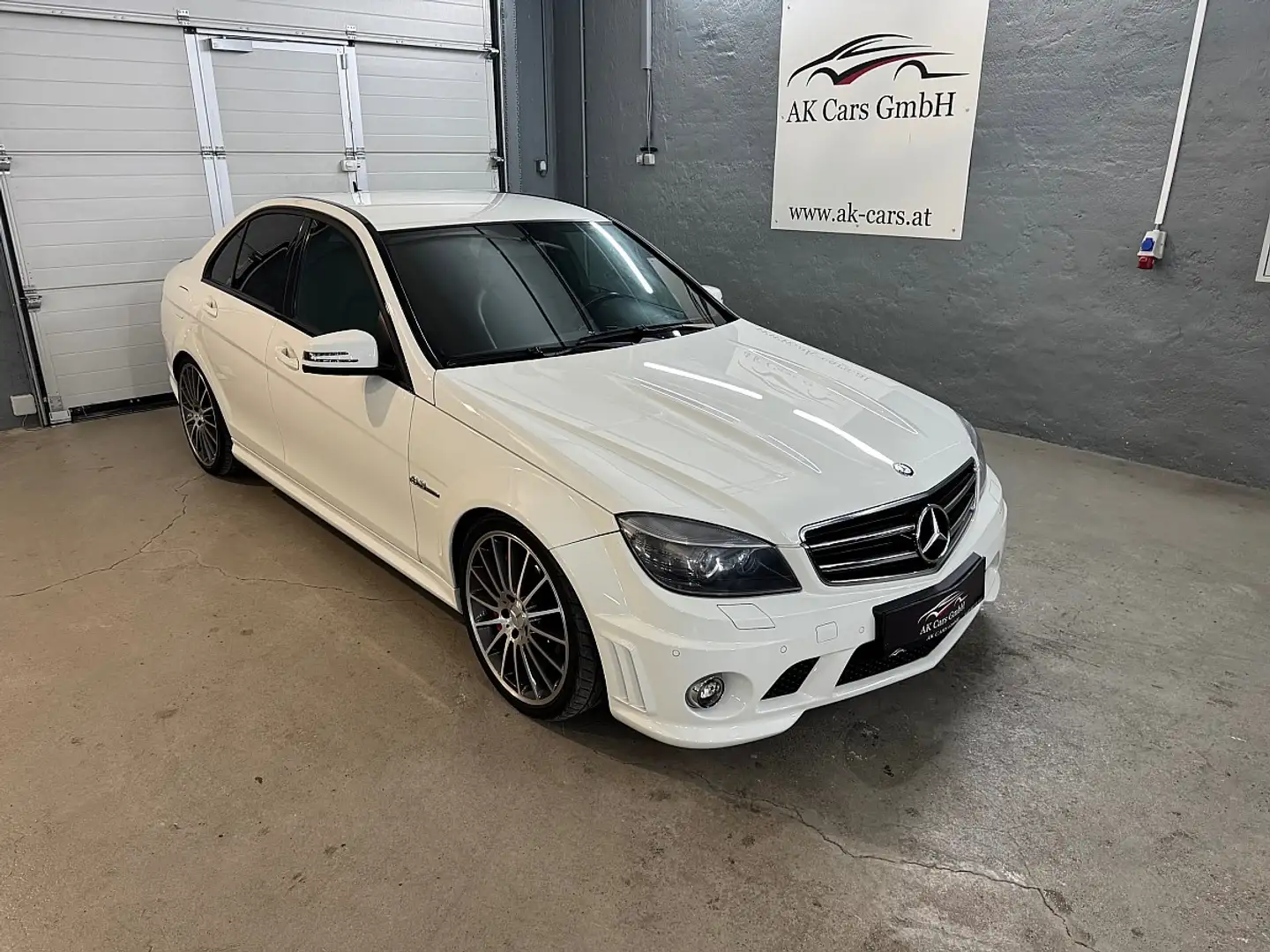 Mercedes-Benz C 63 AMG "Performance" Weiß - 1