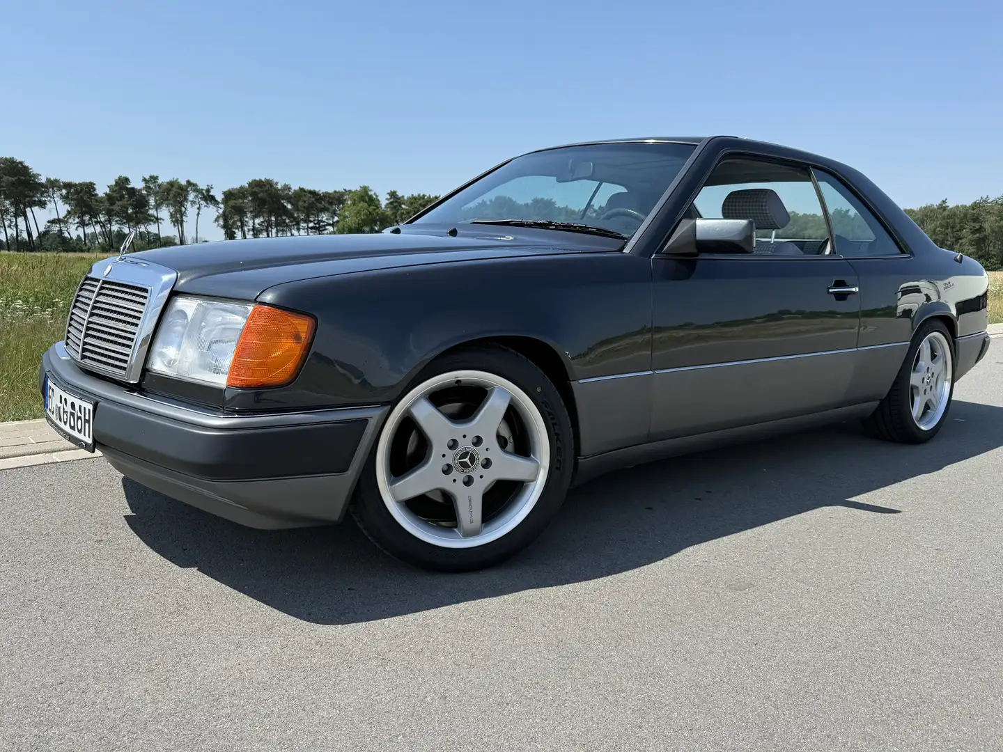 Mercedes-Benz Baureihe 124 CE300 Mit H Kennzeichen/Tausch Möglich - 1